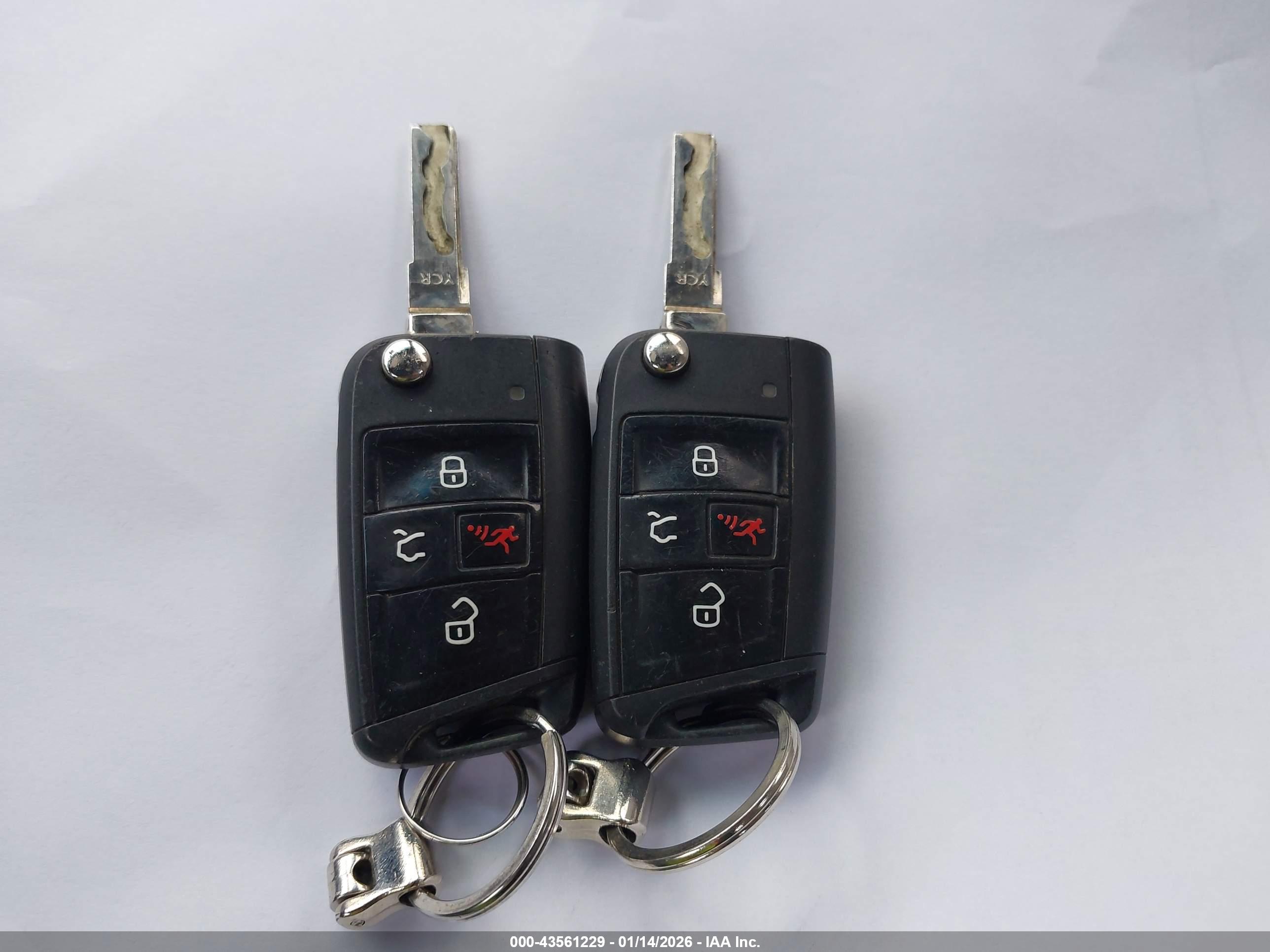 VOLKSWAGEN GOLF image 11