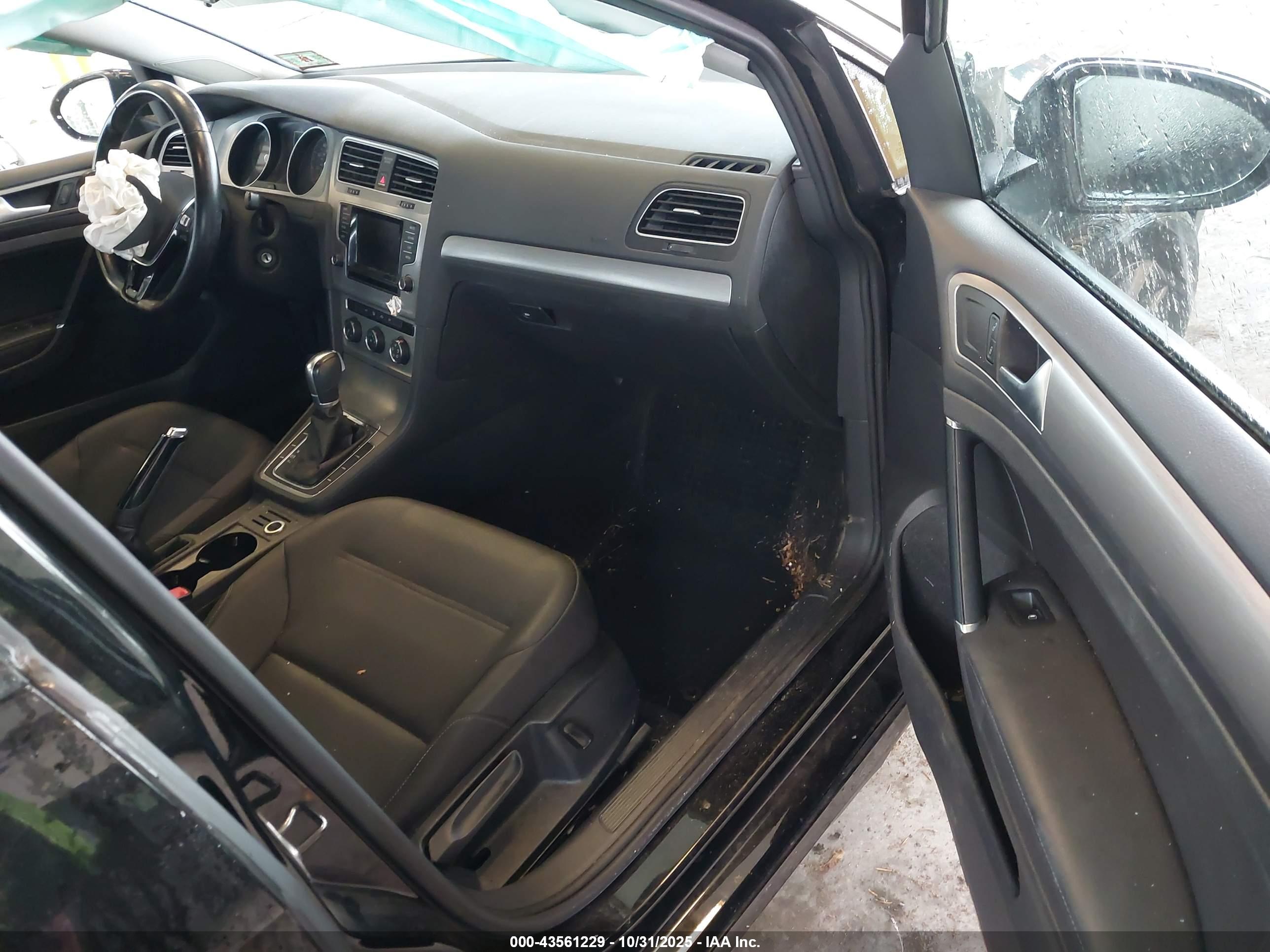 VOLKSWAGEN GOLF image 5