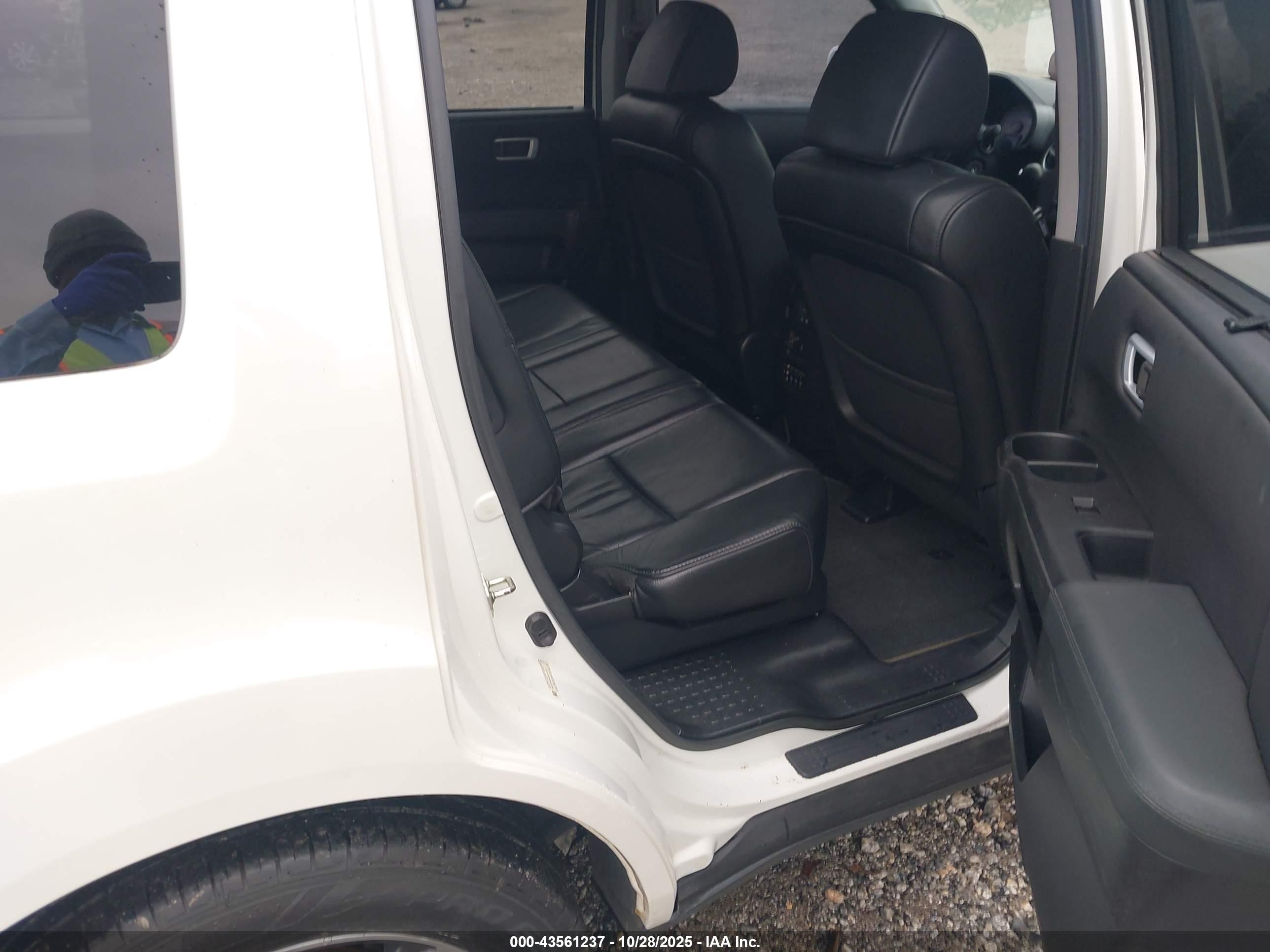 HONDA PILOT image 8