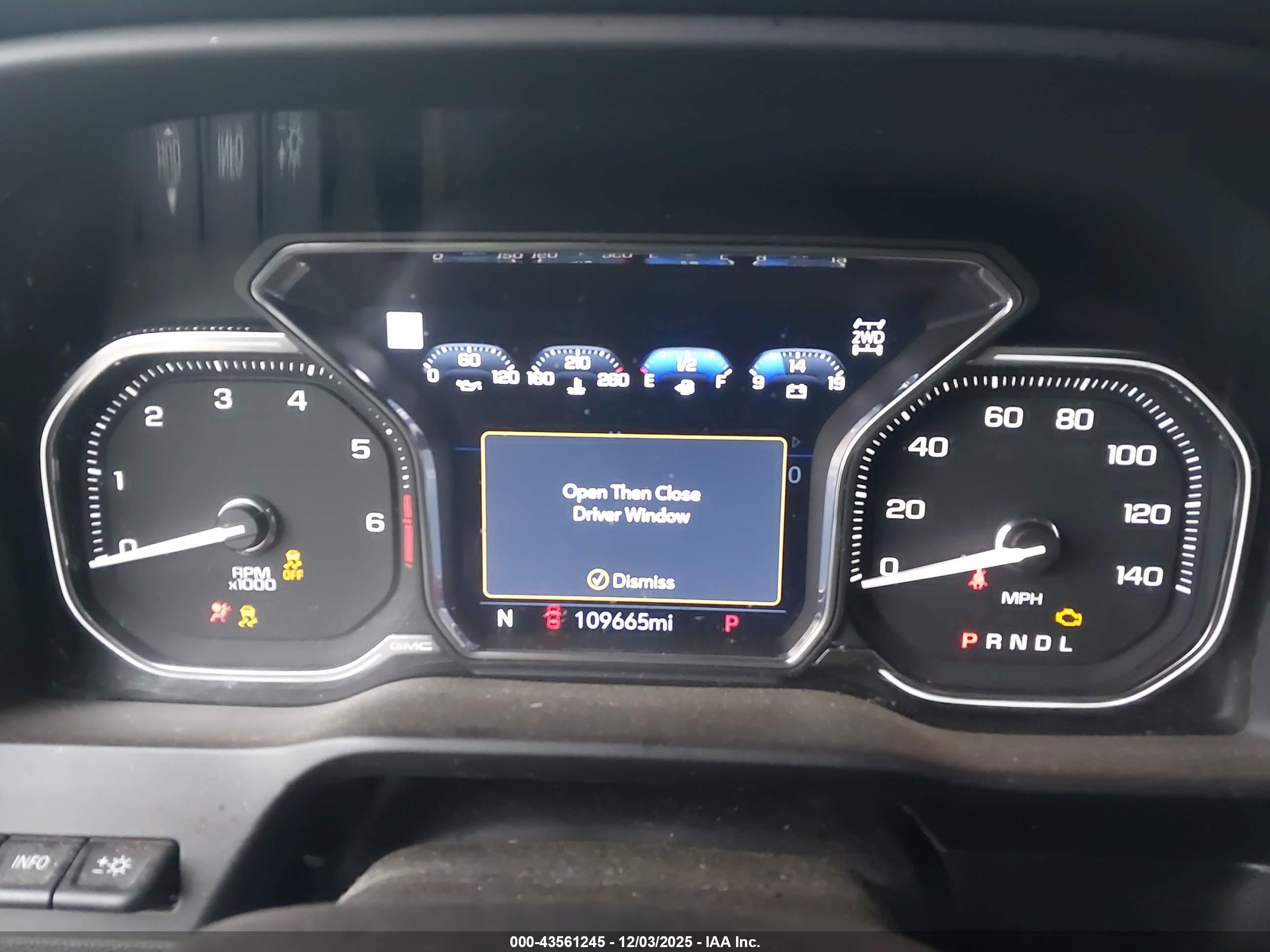 GMC SIERRA image 6