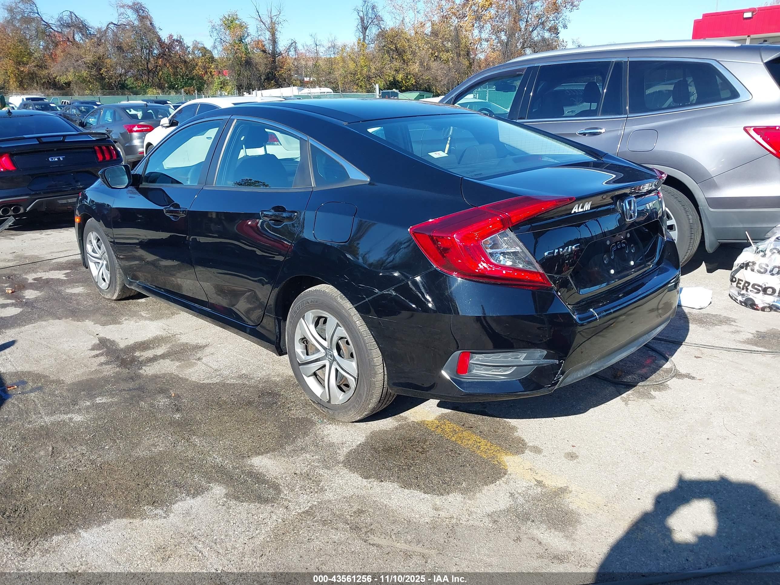 HONDA CIVIC image 3