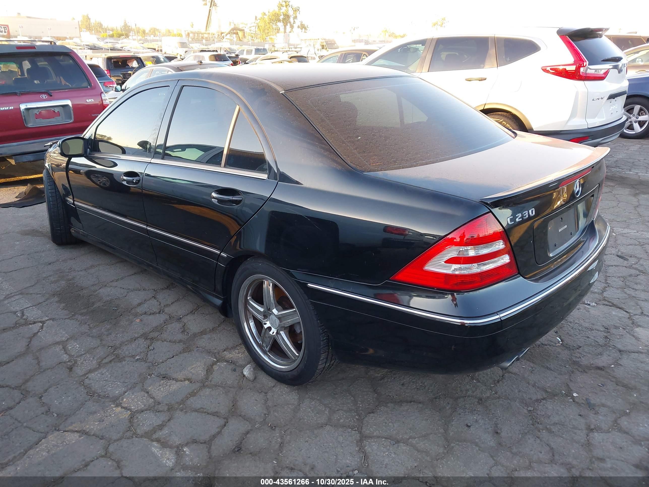 MERCEDES-BENZ C image 3