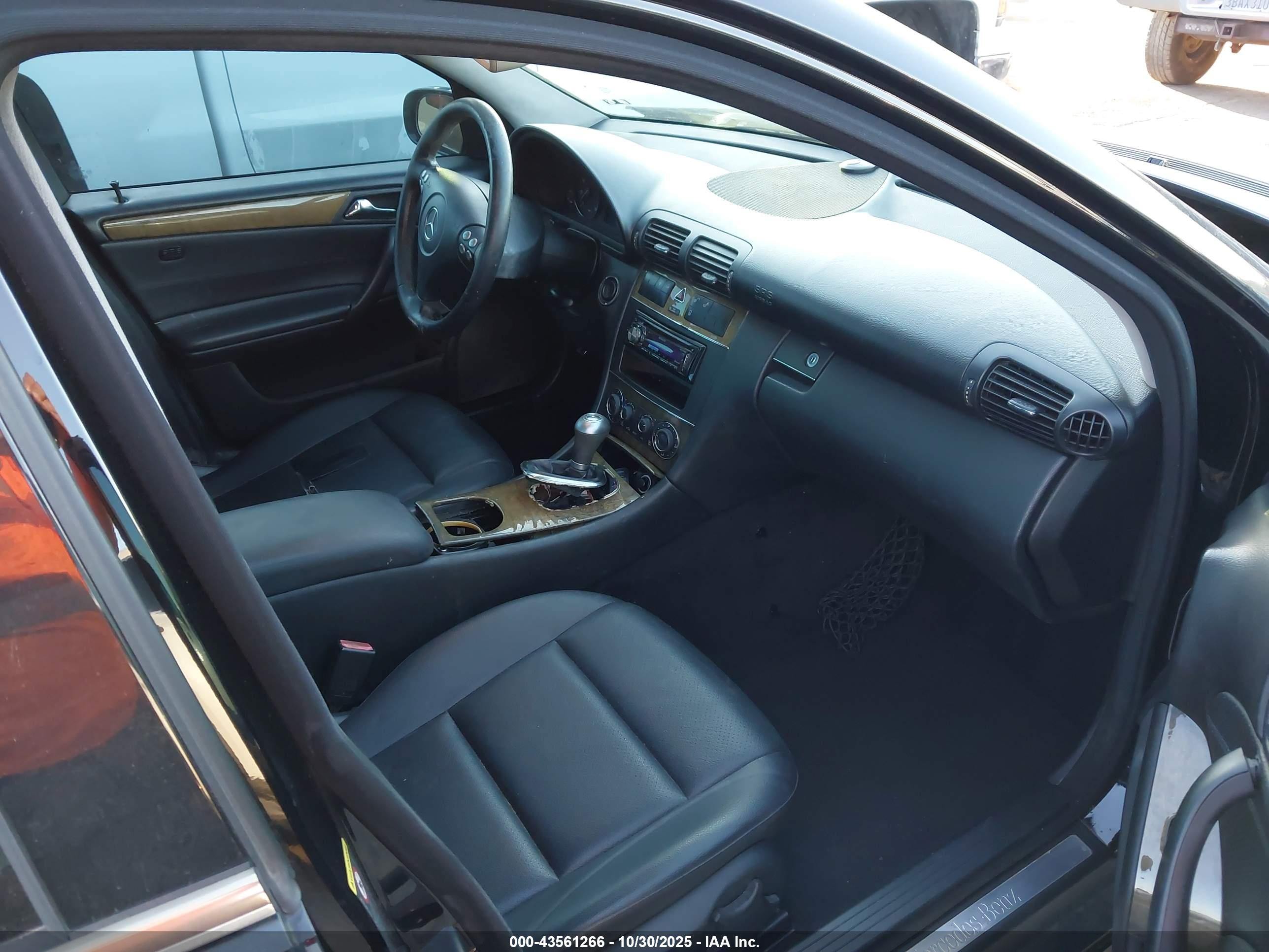 MERCEDES-BENZ C image 5