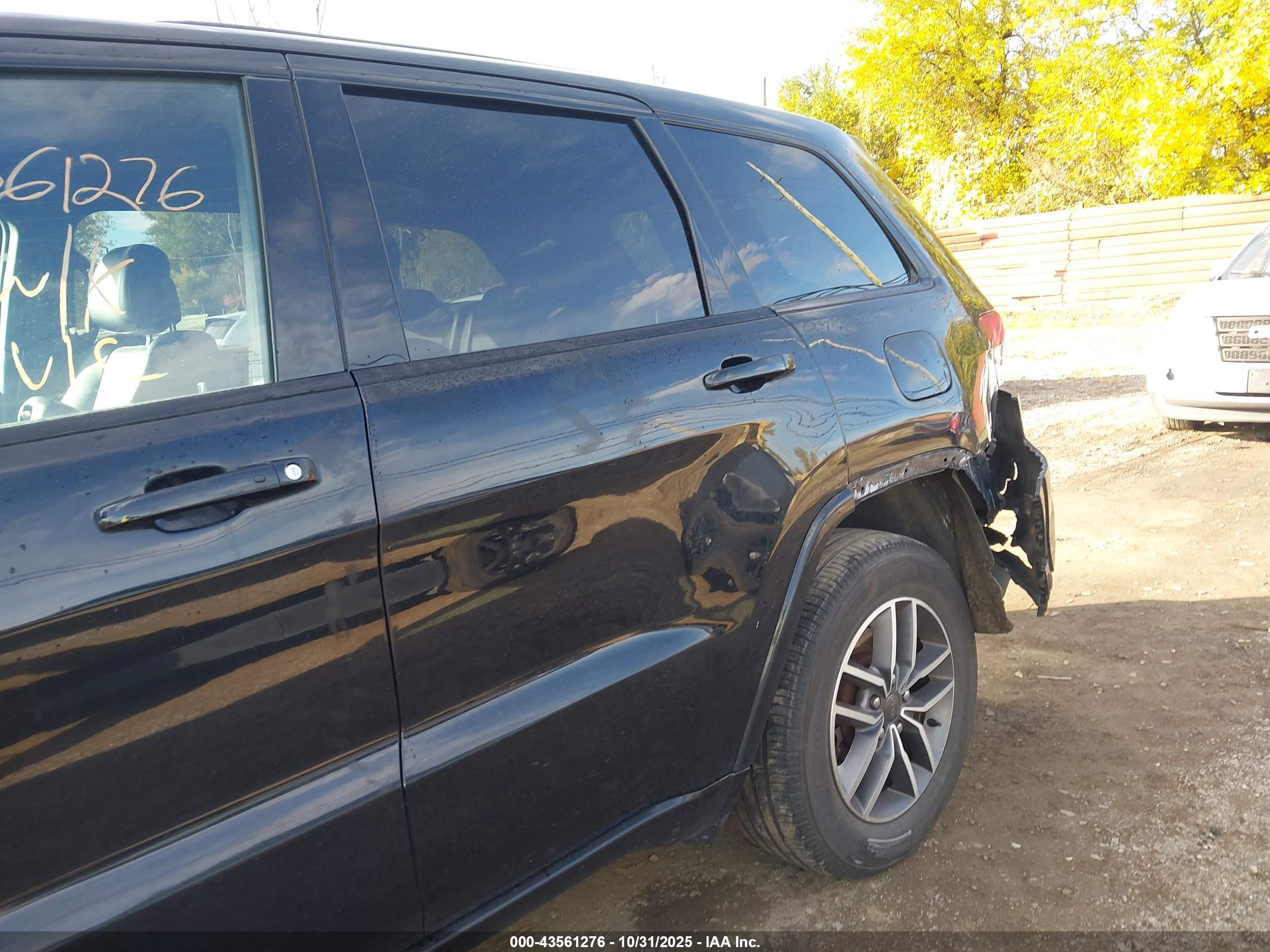 JEEP GRAND image 6