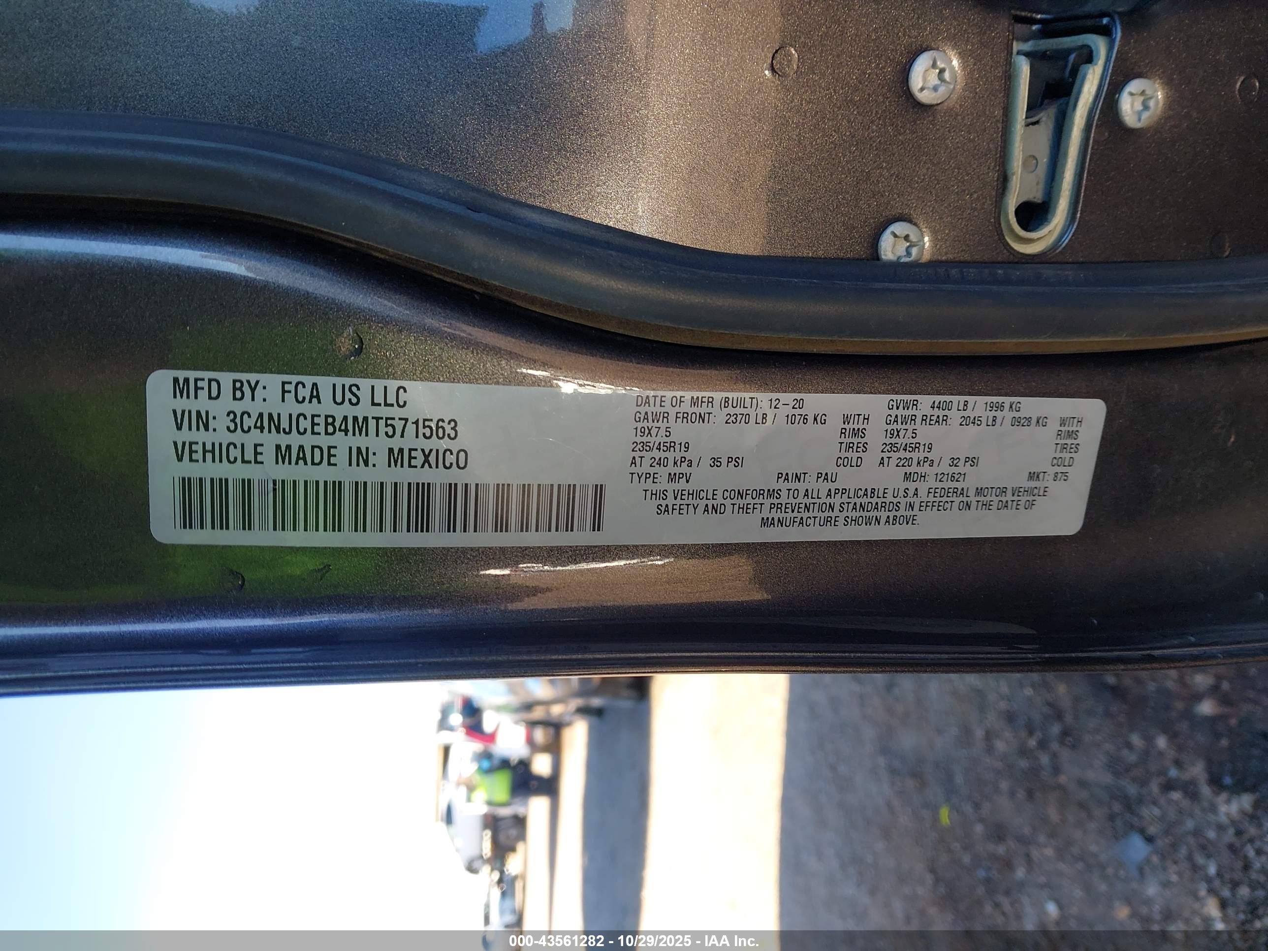 JEEP COMPASS image 9