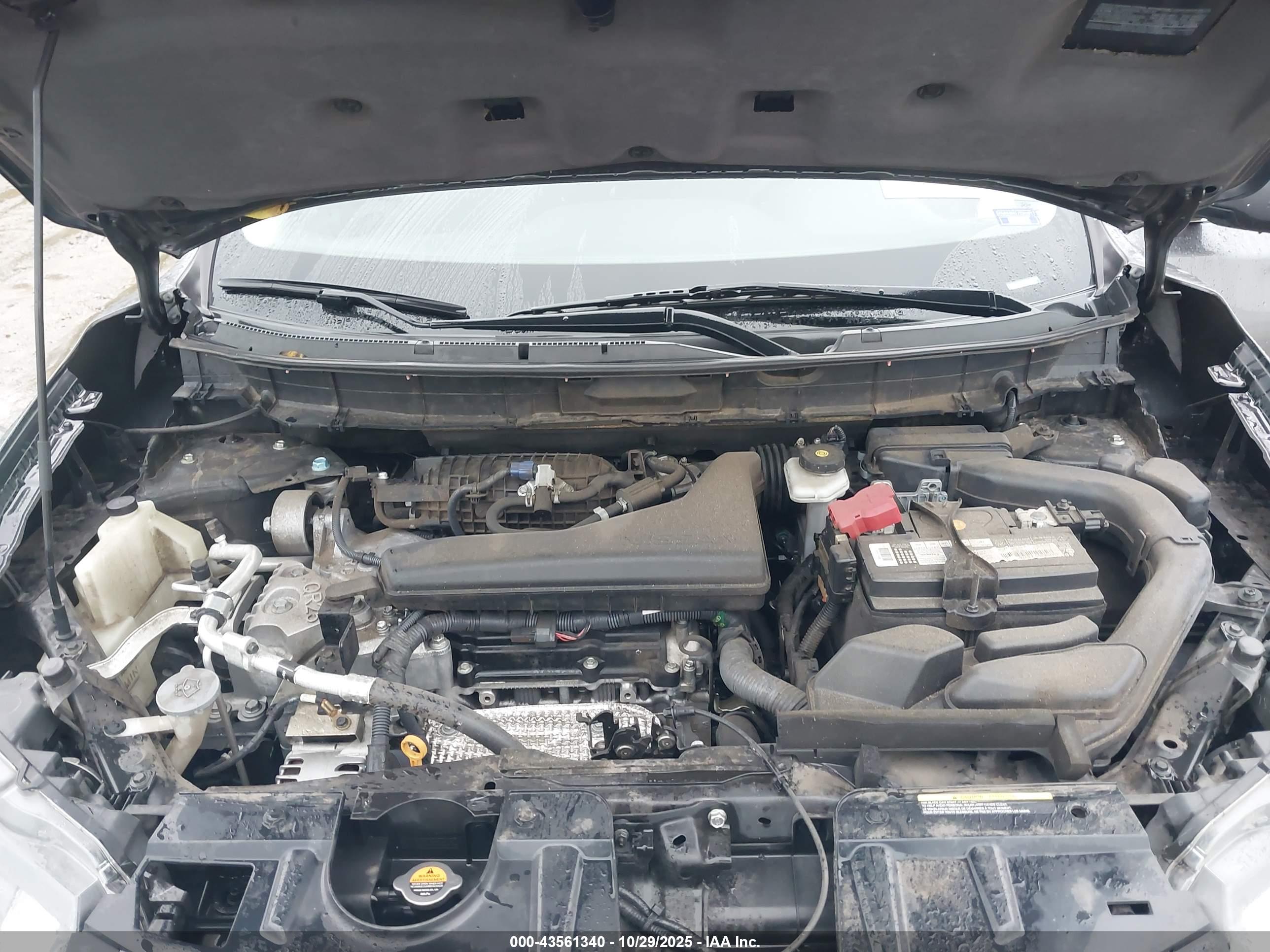 NISSAN ROGUE image 10