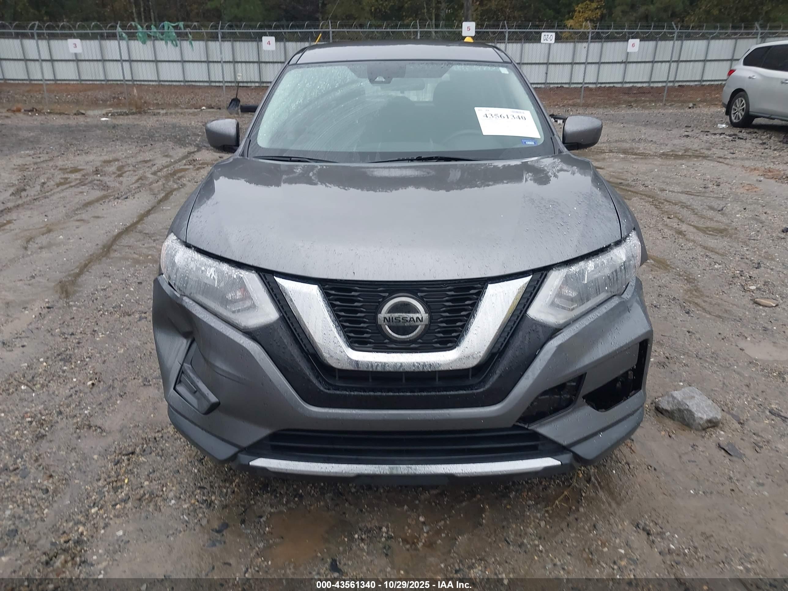 NISSAN ROGUE image 6