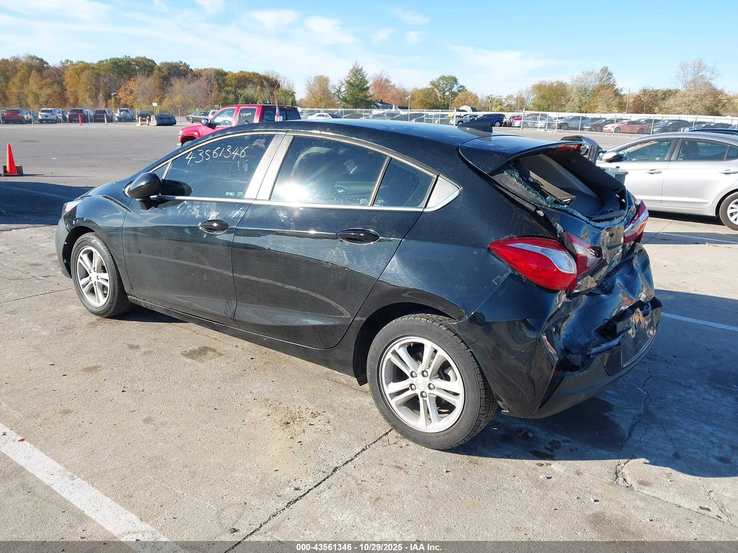 CHEVROLET CRUZE image 3