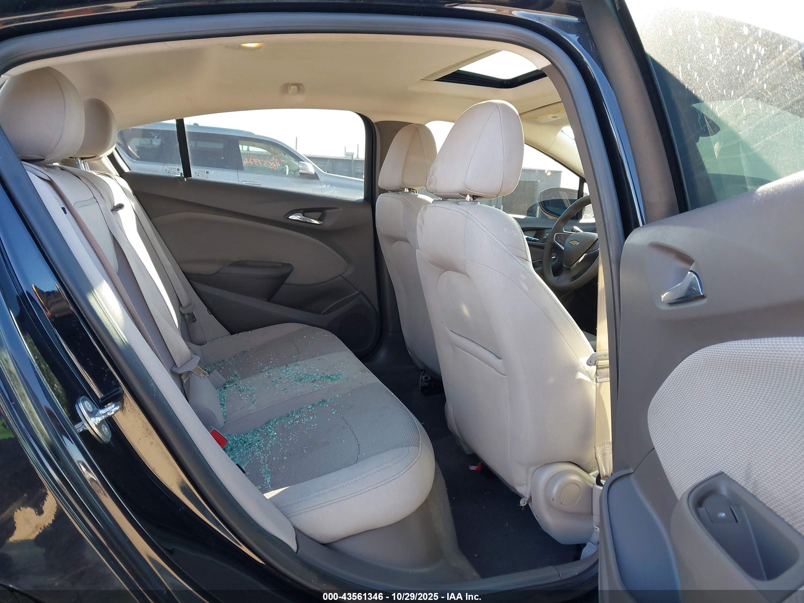 CHEVROLET CRUZE image 8