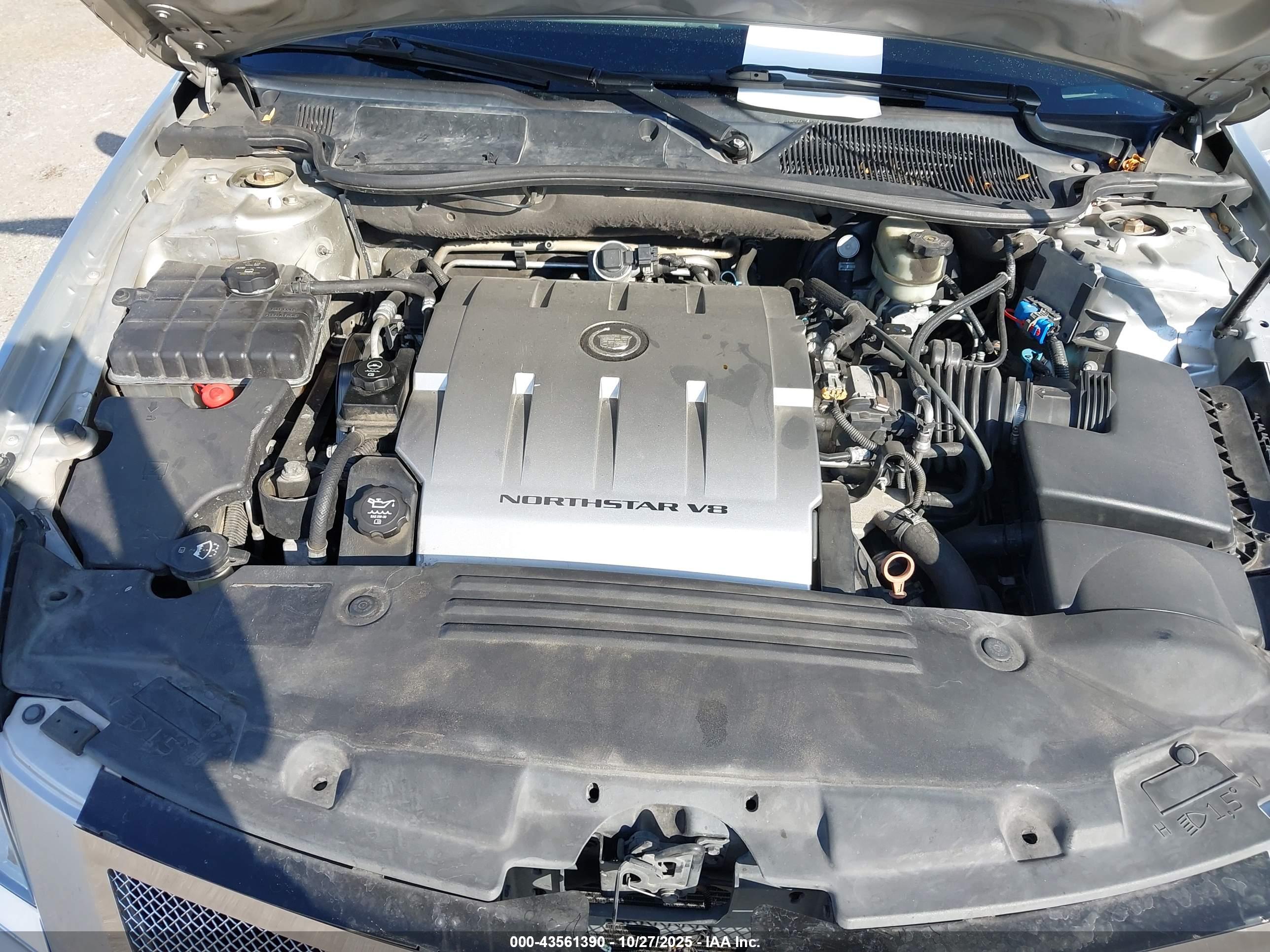 CADILLAC DTS image 10