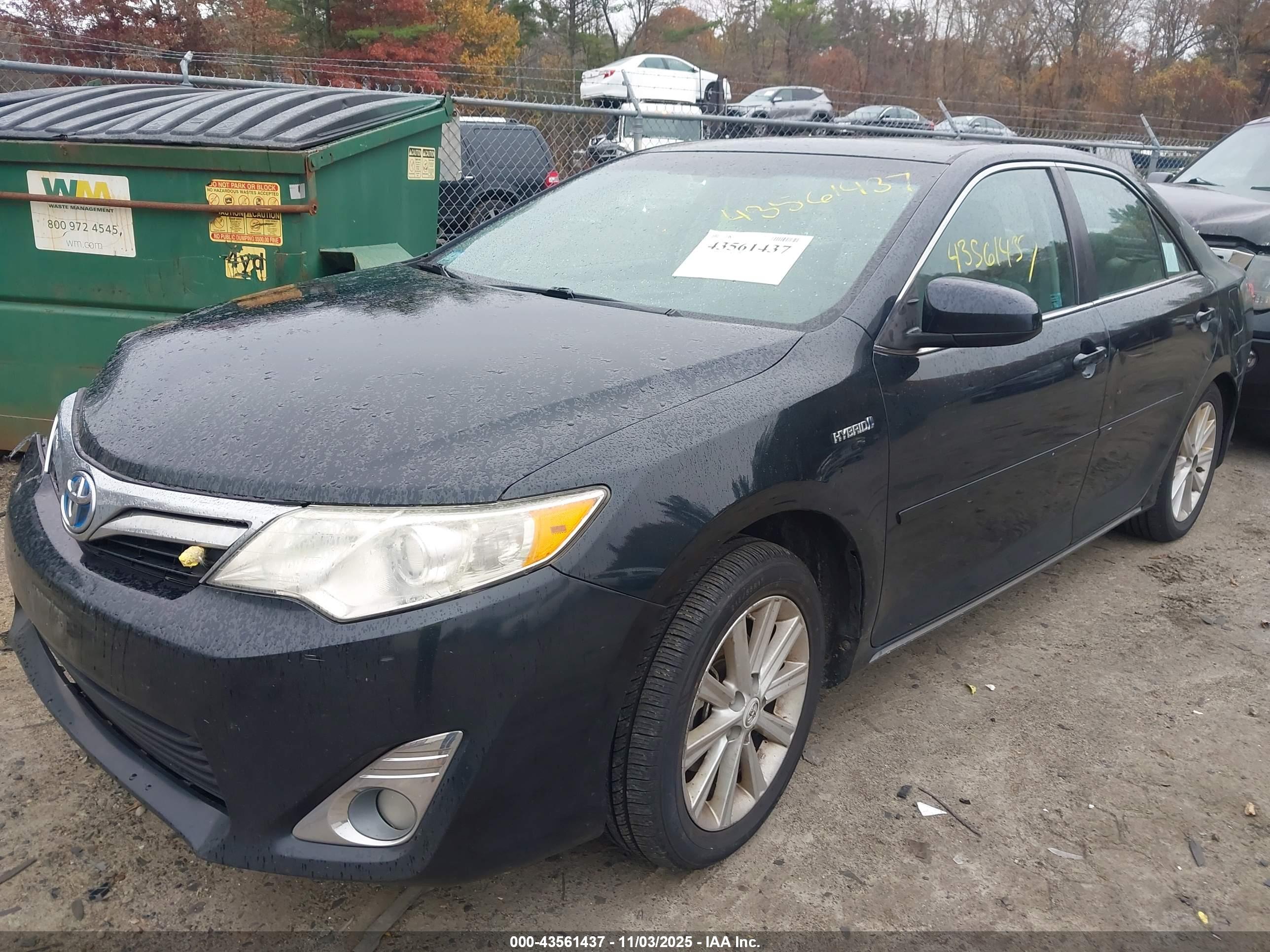 TOYOTA CAMRY image 2