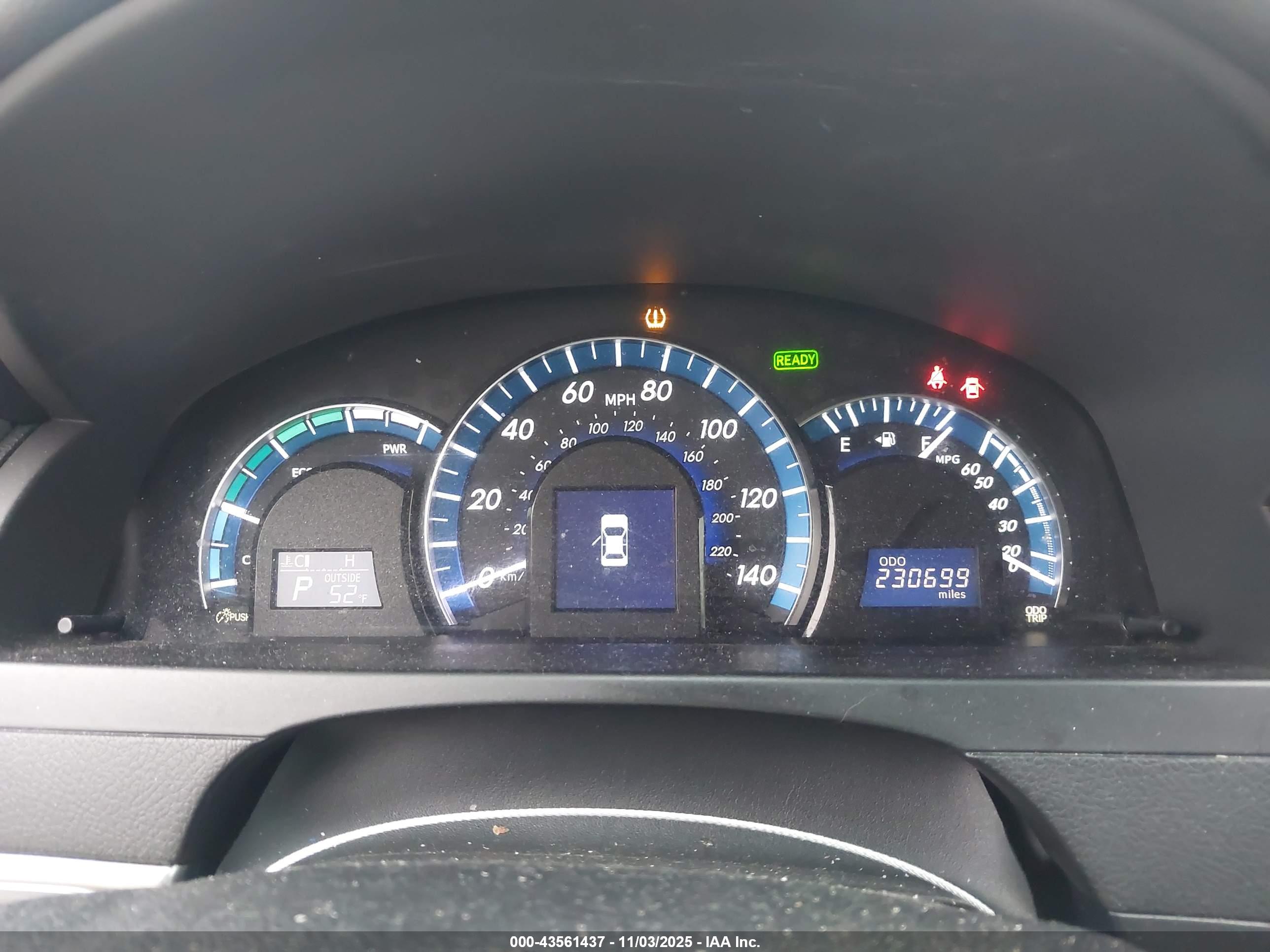 TOYOTA CAMRY image 7