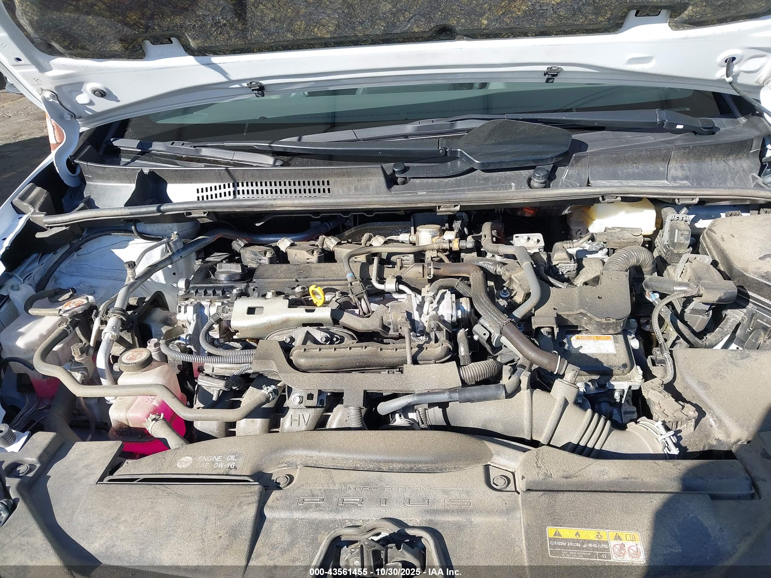 TOYOTA PRIUS image 10