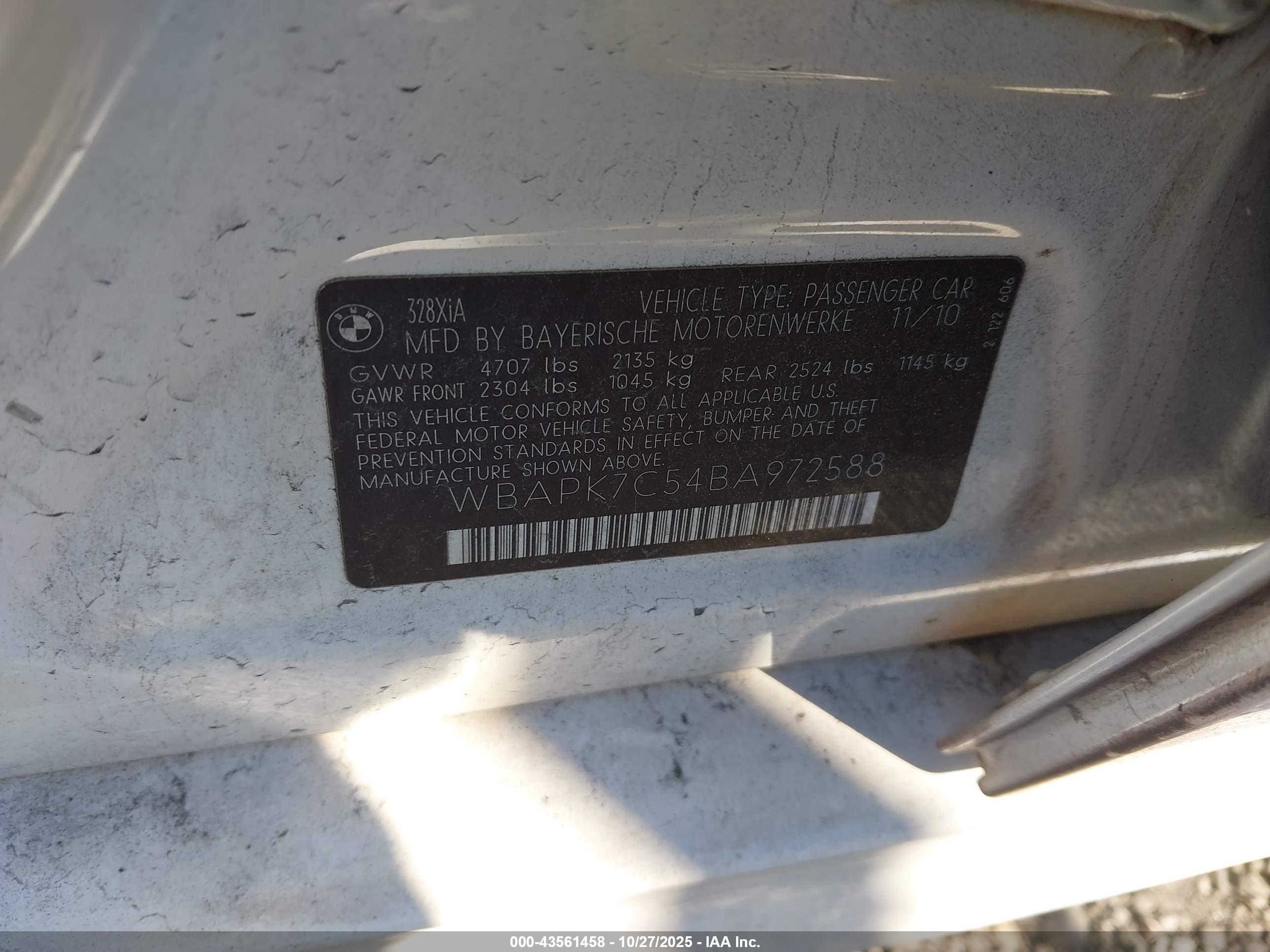 BMW 328I image 9