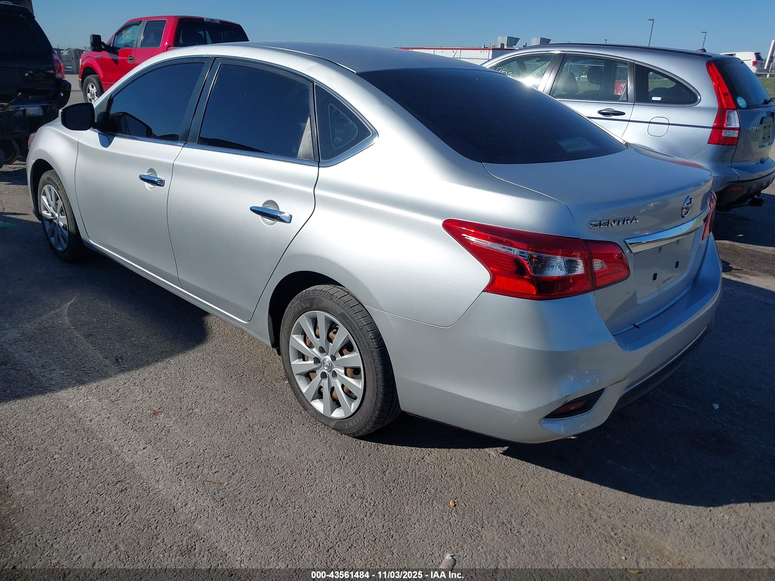 NISSAN SENTRA image 3