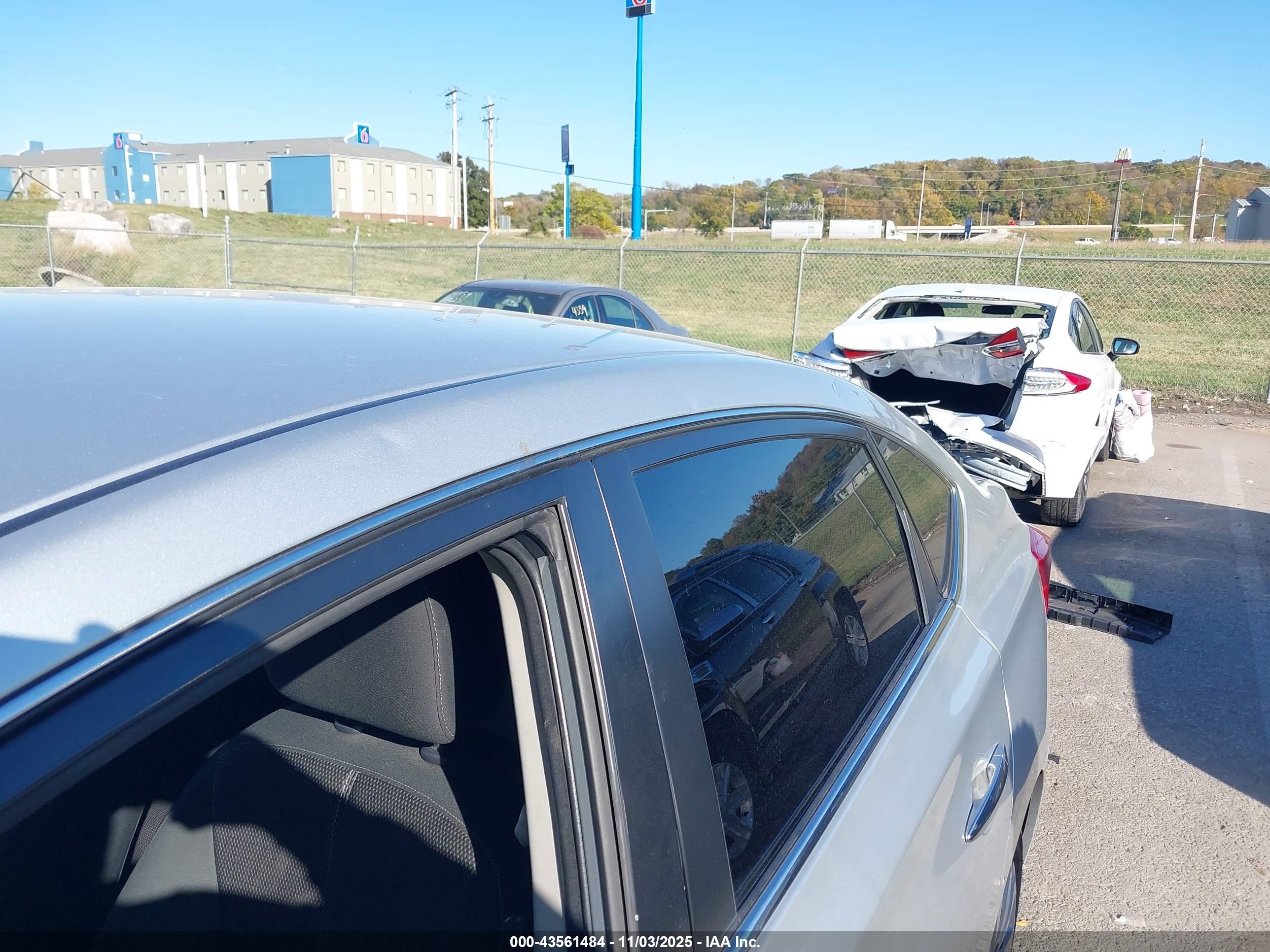 NISSAN SENTRA image 6