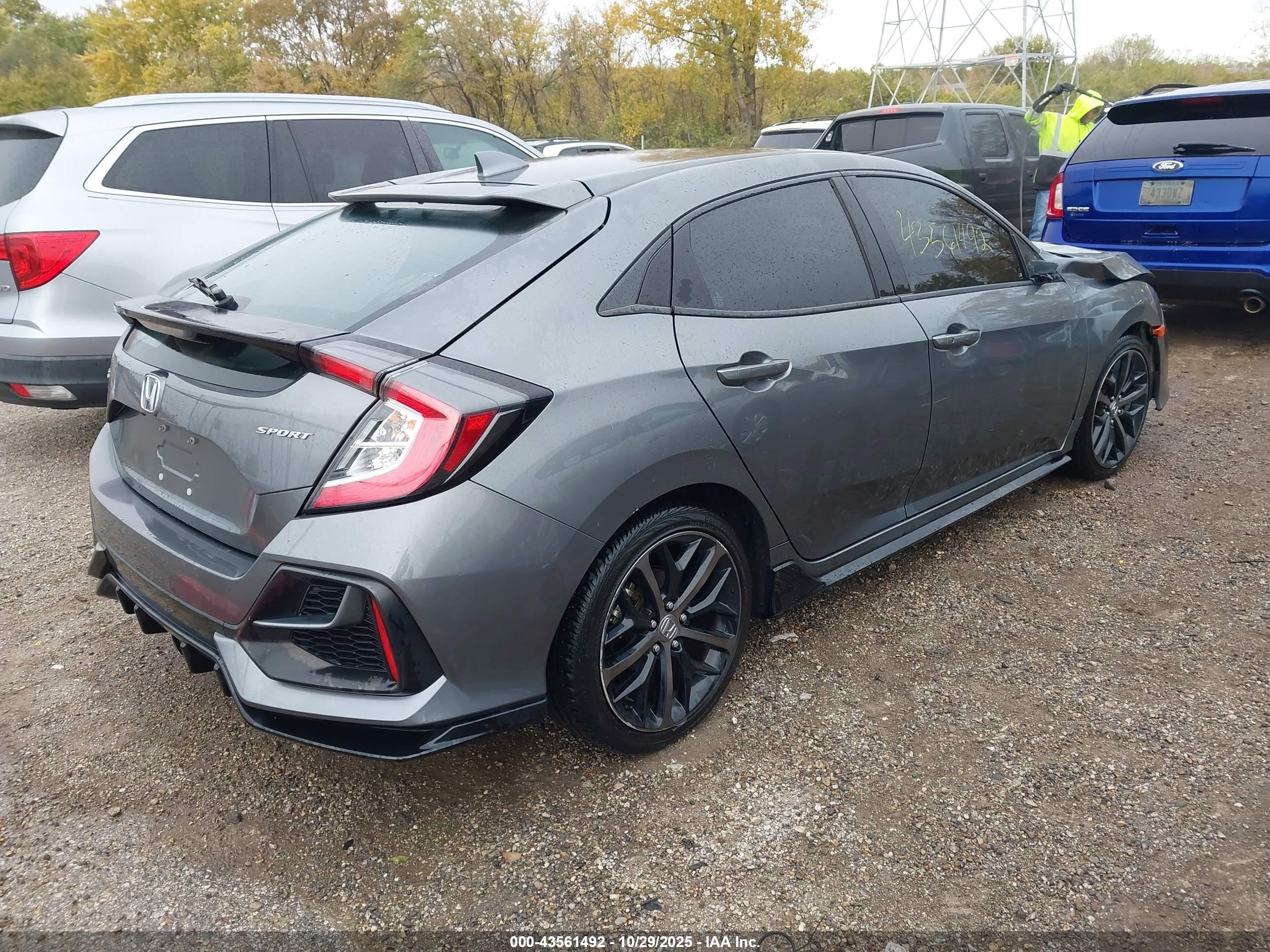 HONDA CIVIC image 4