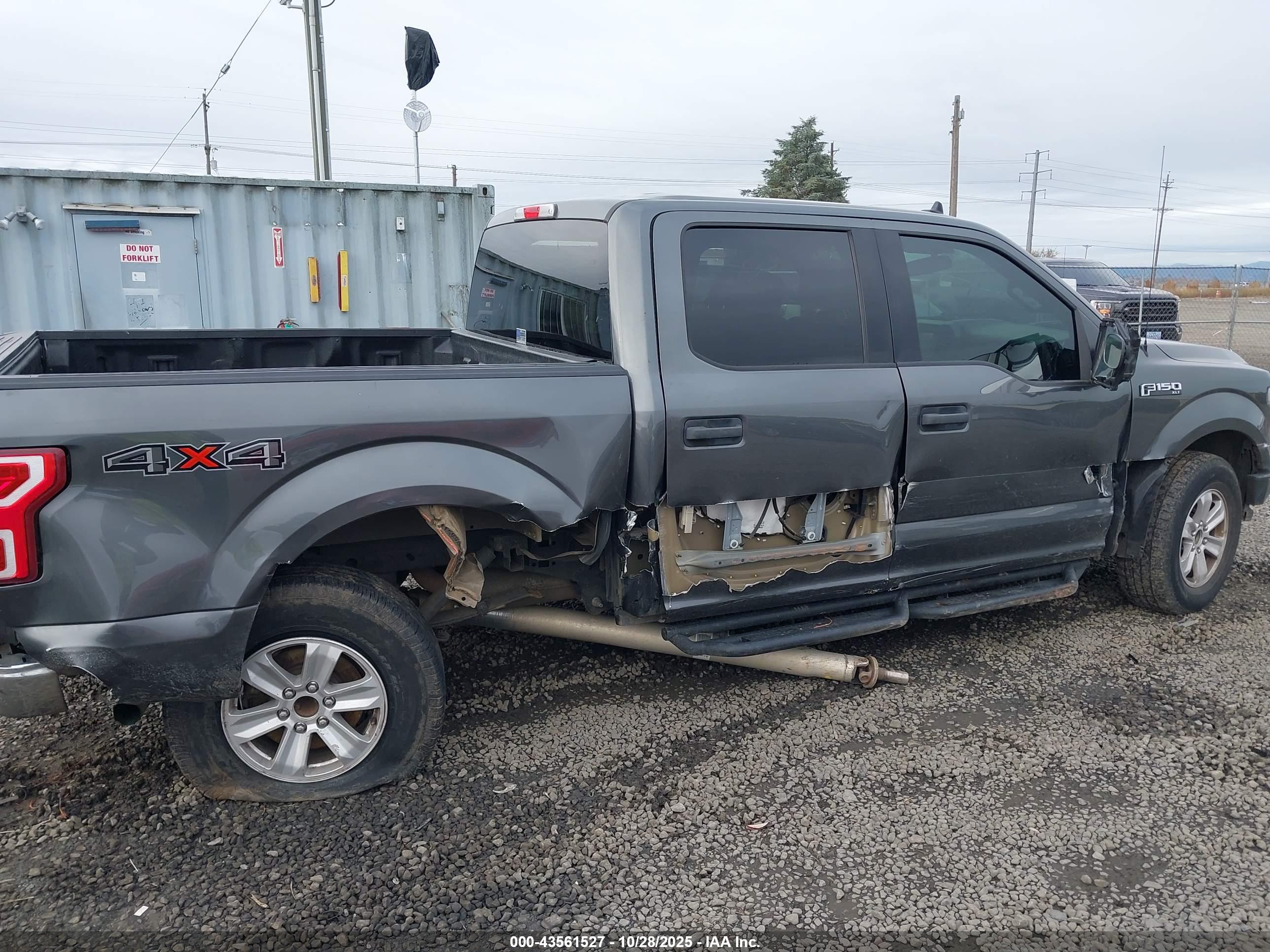 FORD F-150 image 6