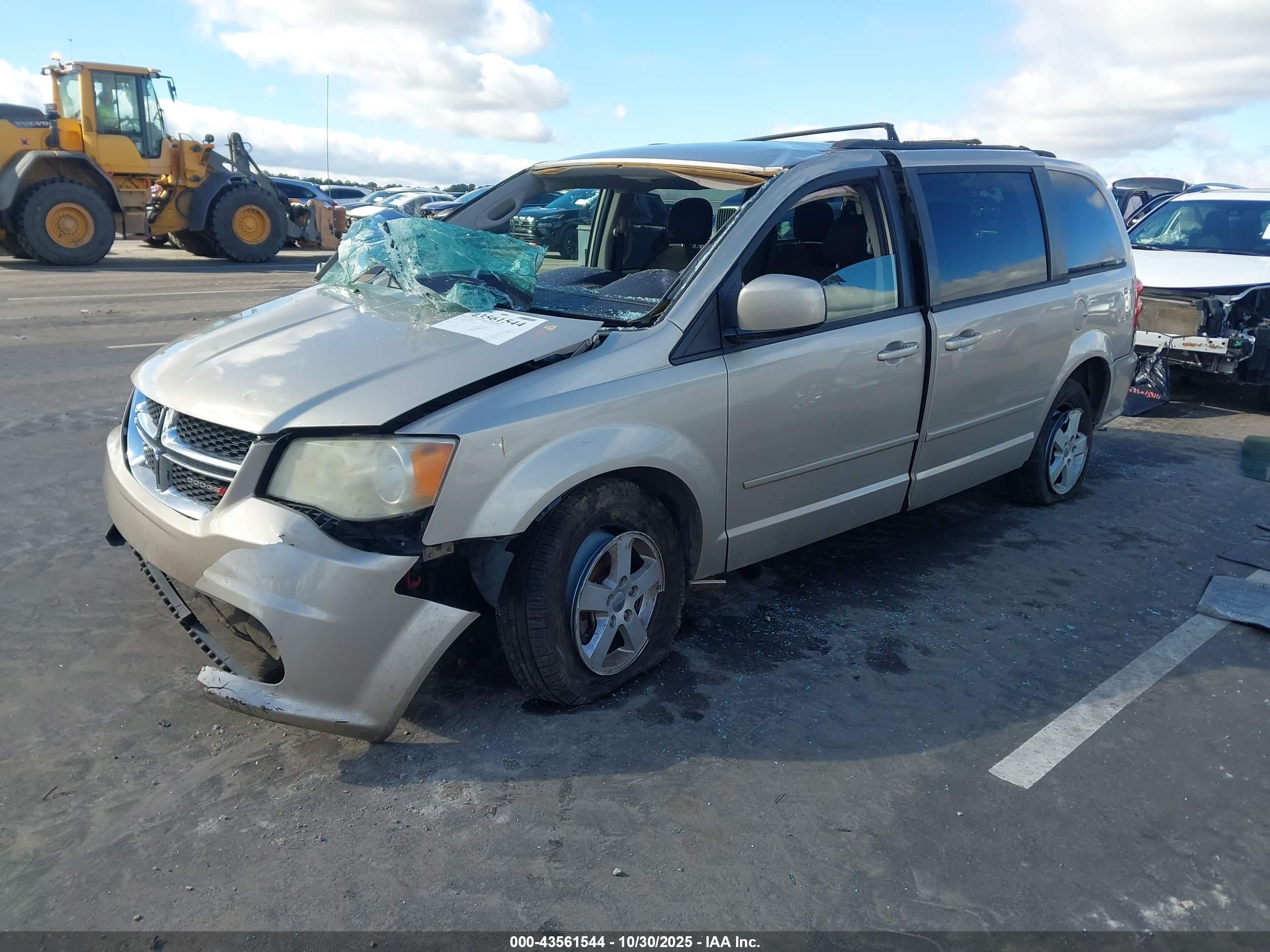 DODGE GRAND image 2