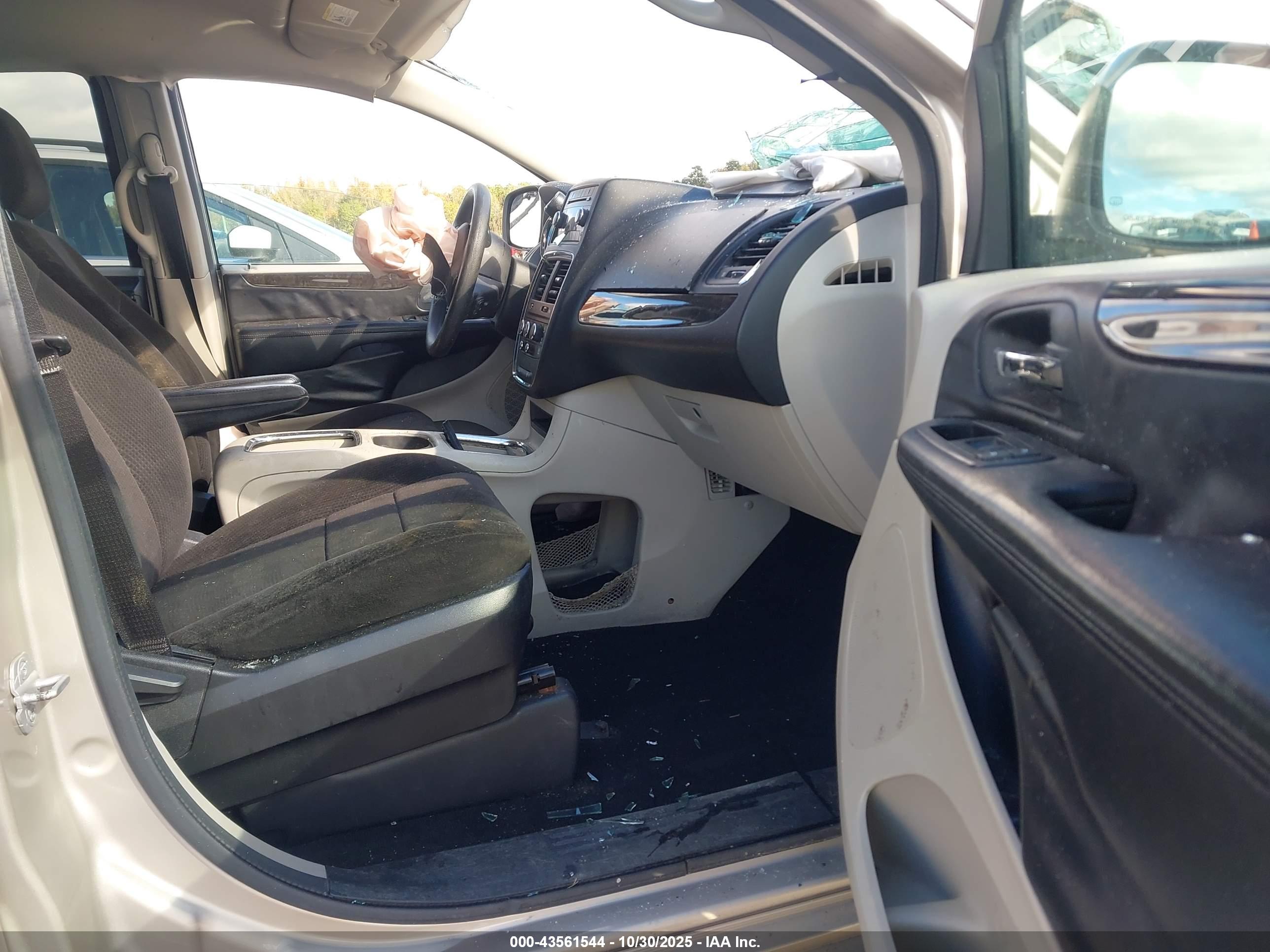 DODGE GRAND image 5