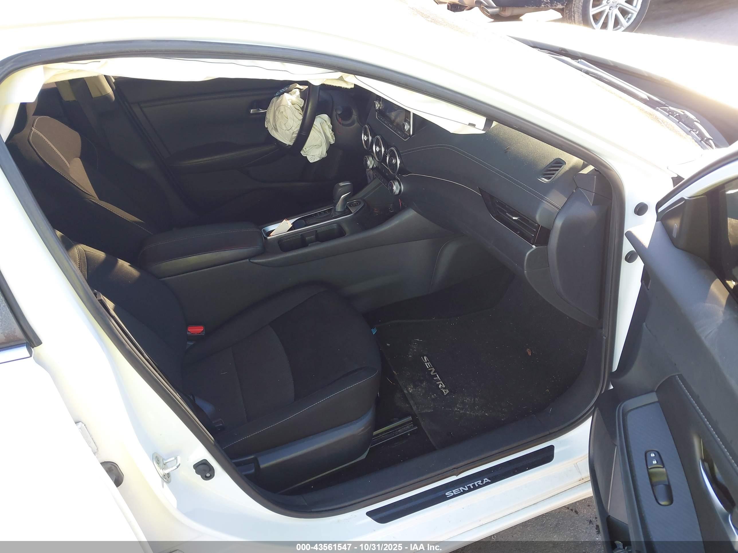 NISSAN SENTRA image 5