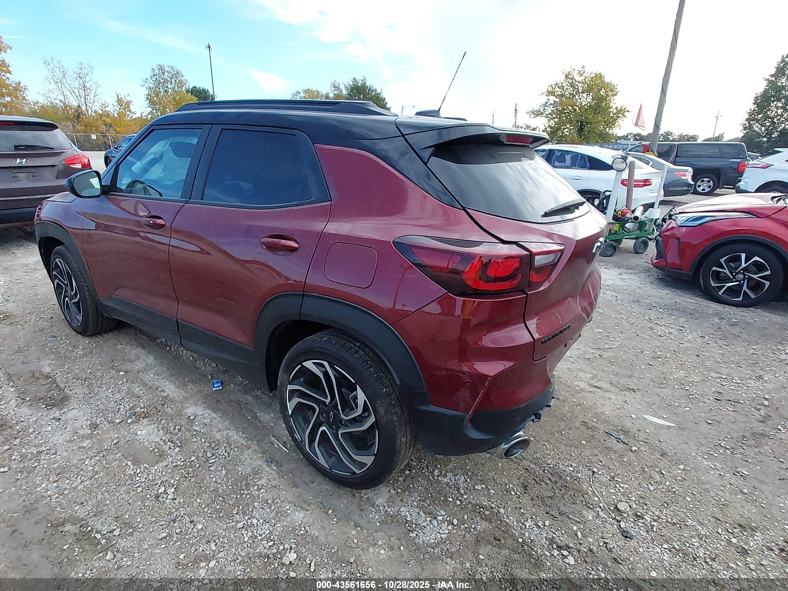 CHEVROLET TRAILBLAZER image 3