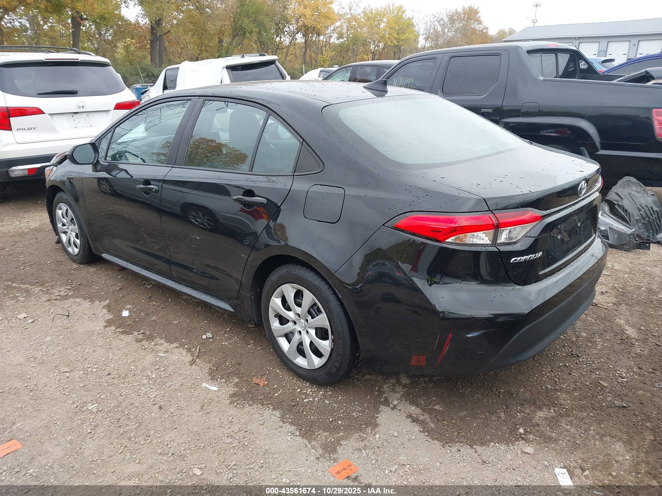 TOYOTA COROLLA image 3