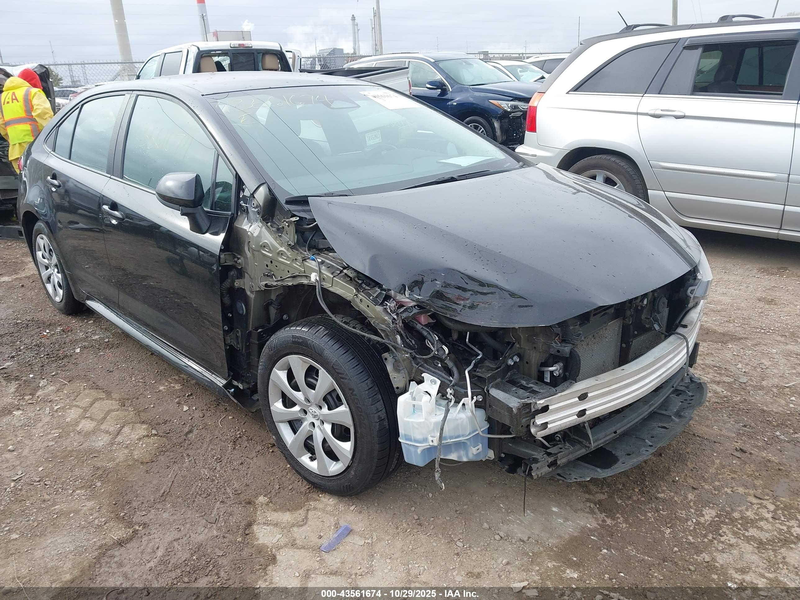 TOYOTA COROLLA image 6