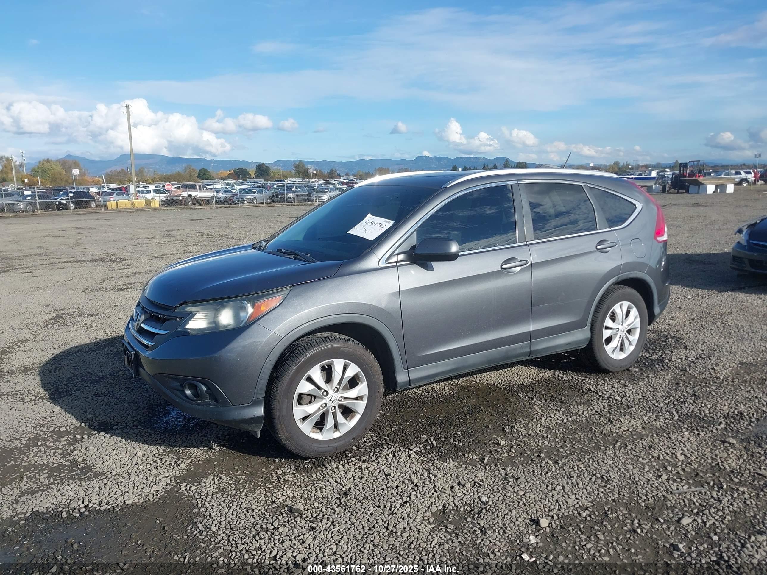 HONDA CR-V image 2