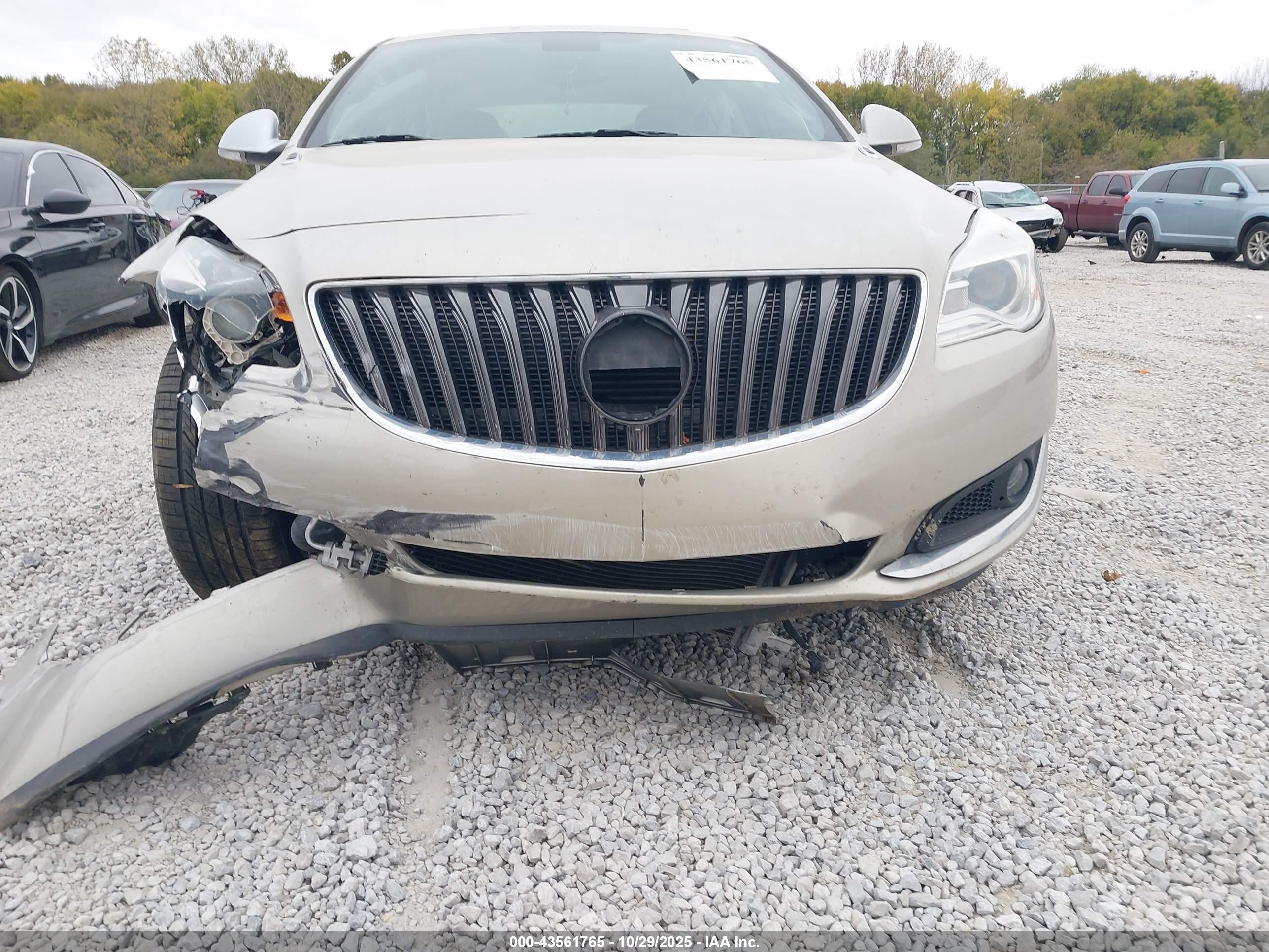 BUICK REGAL image 6