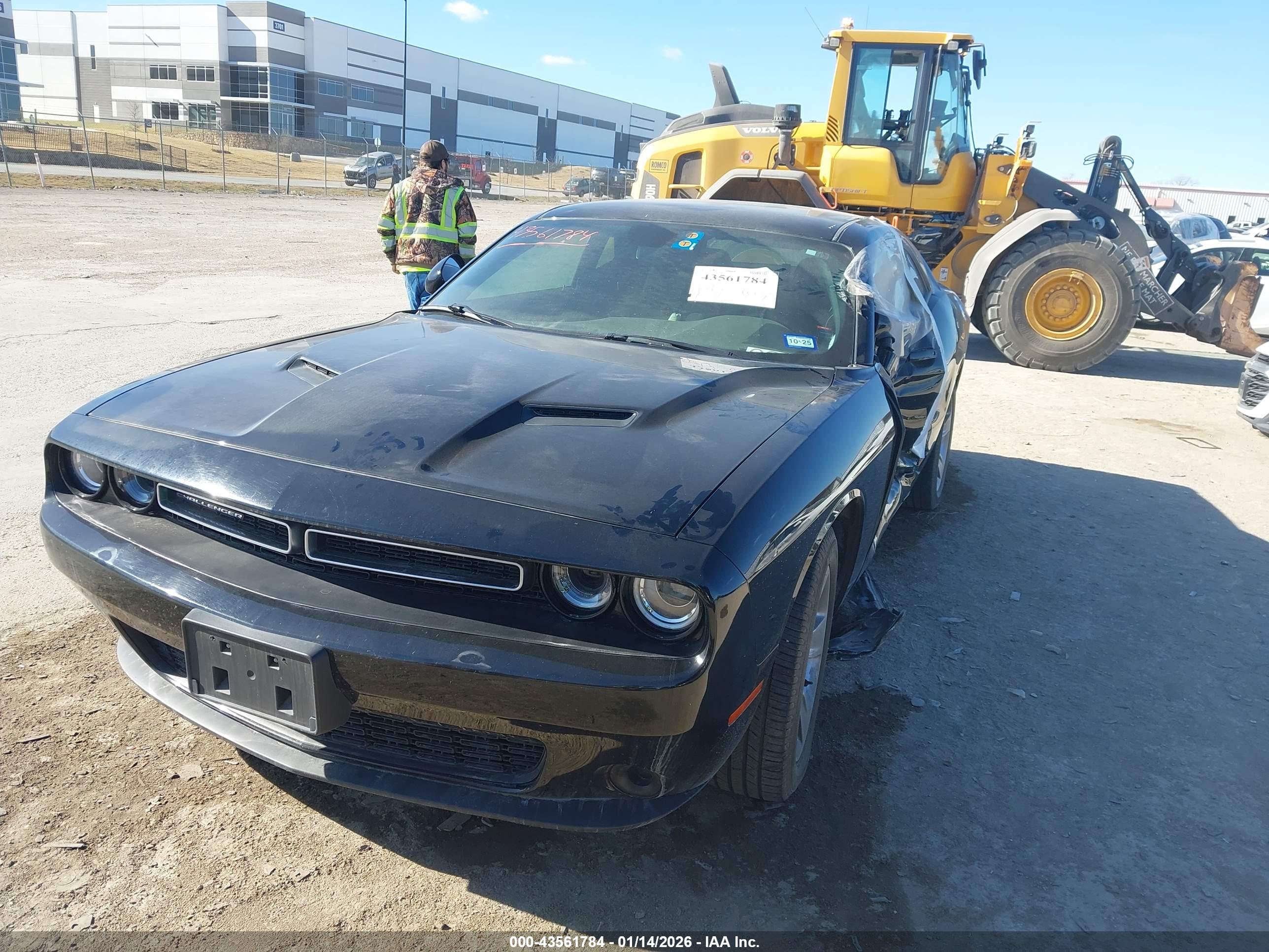 DODGE CHALLENGER image 2