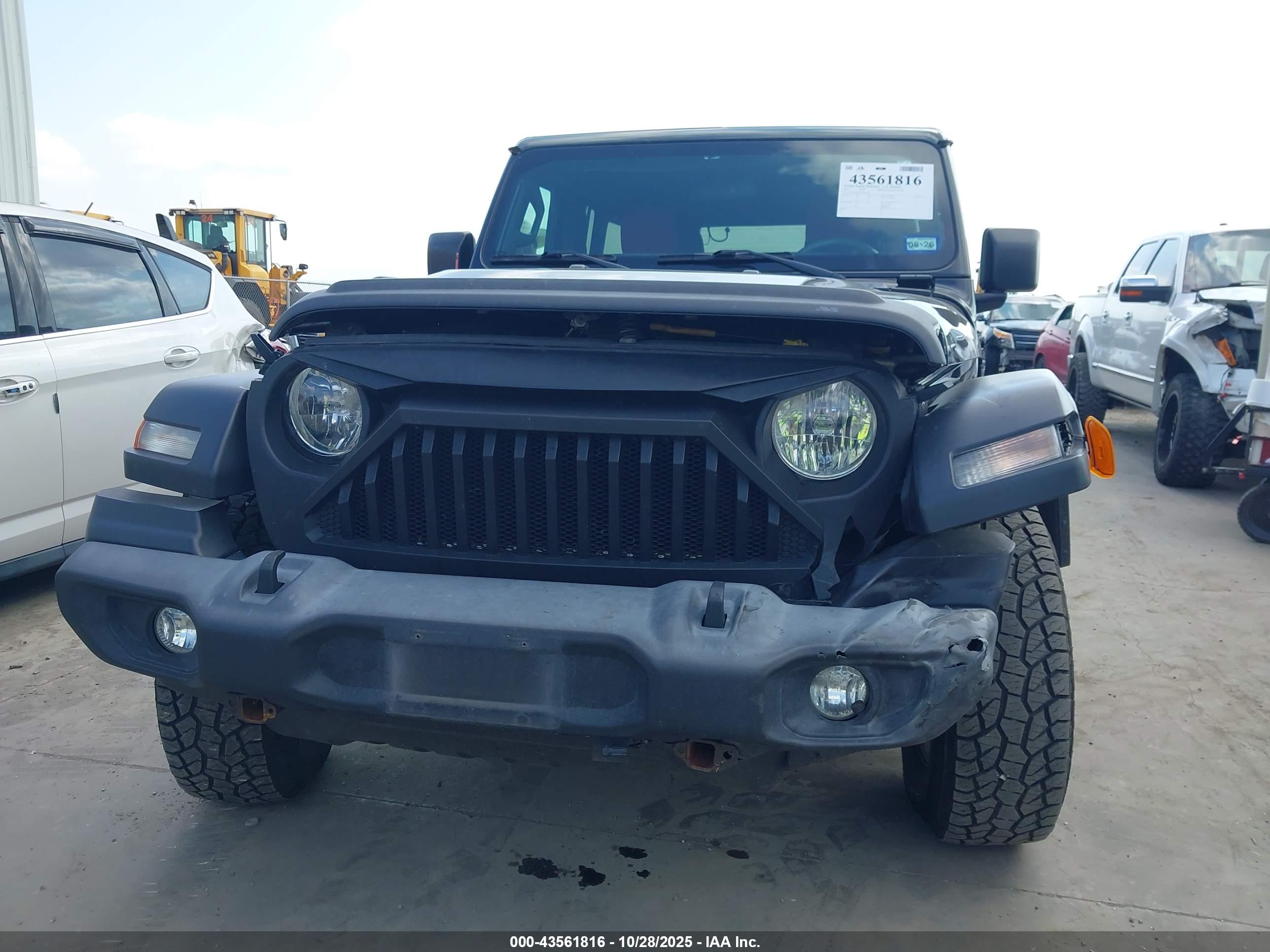 JEEP WRANGLER image 6