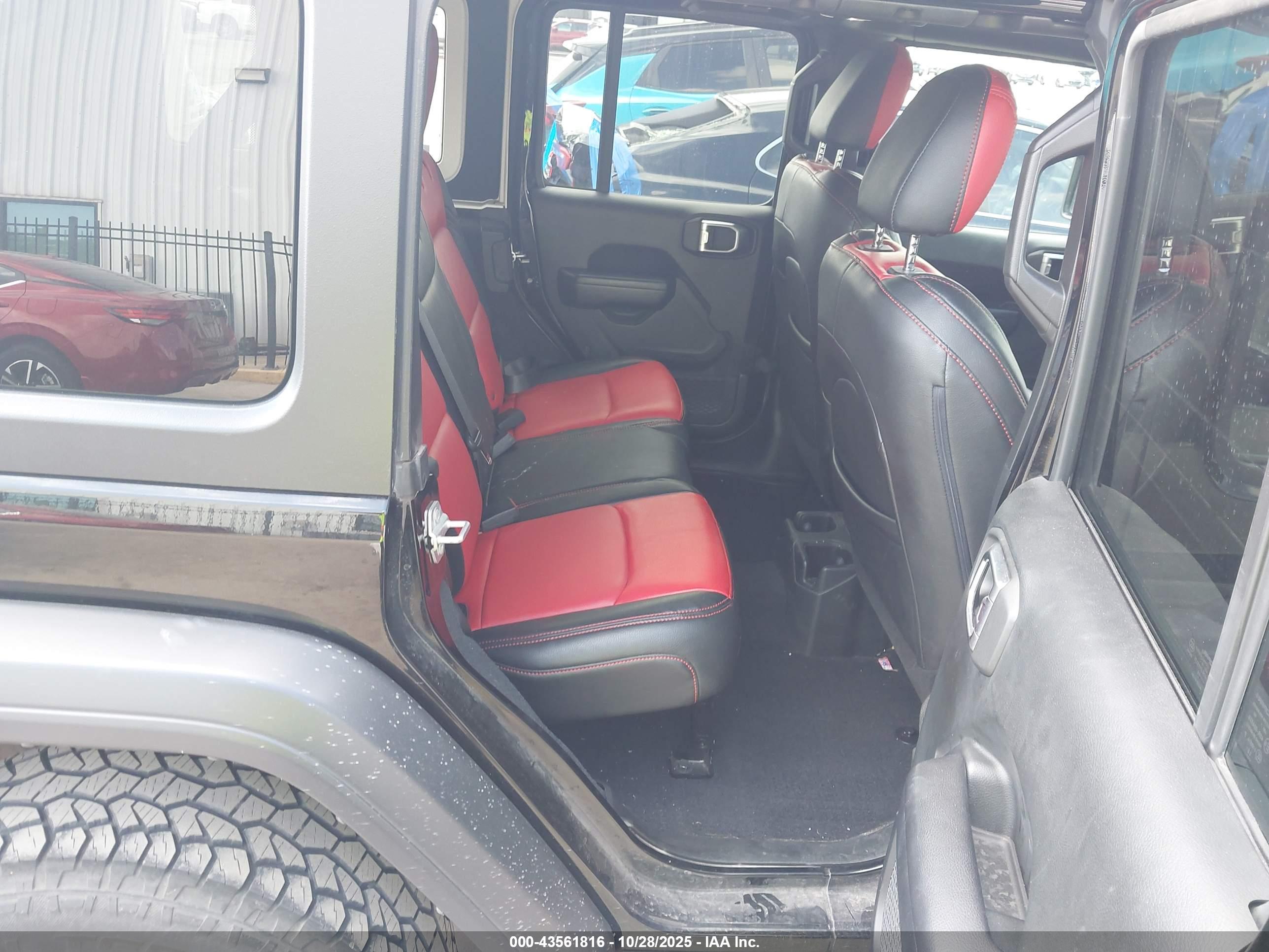 JEEP WRANGLER image 8
