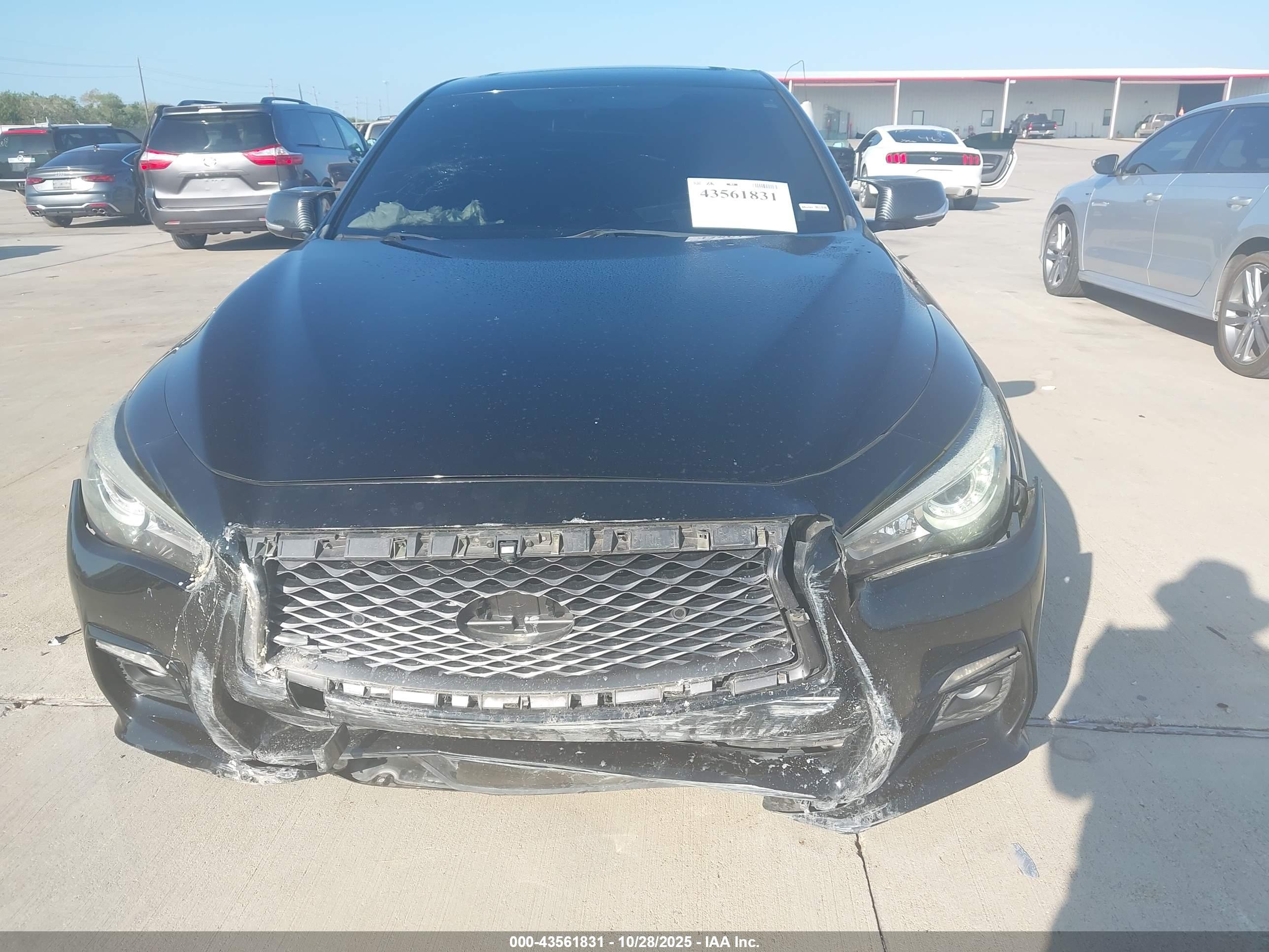 INFINITI Q50 image 6