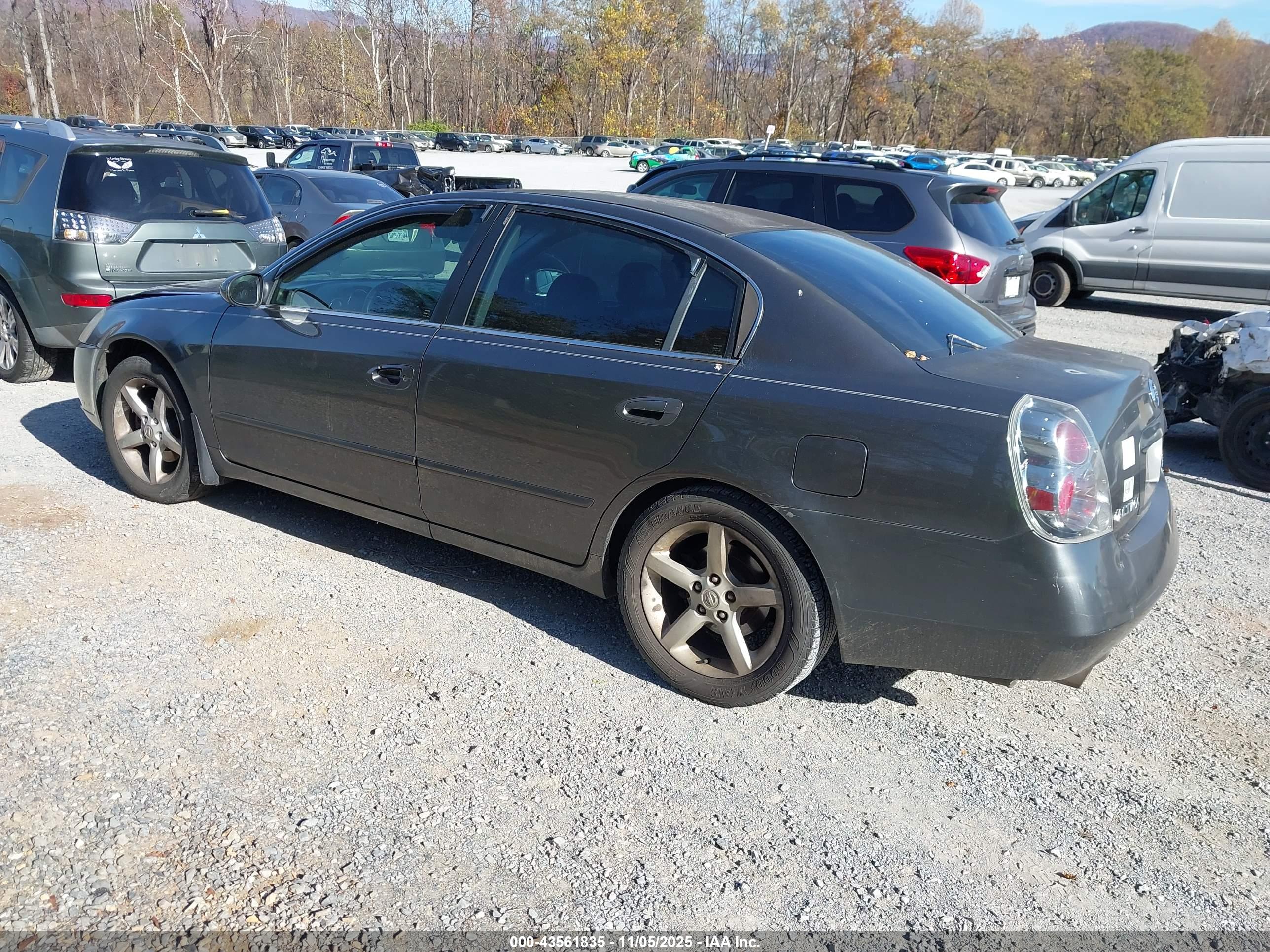 NISSAN ALTIMA image 3
