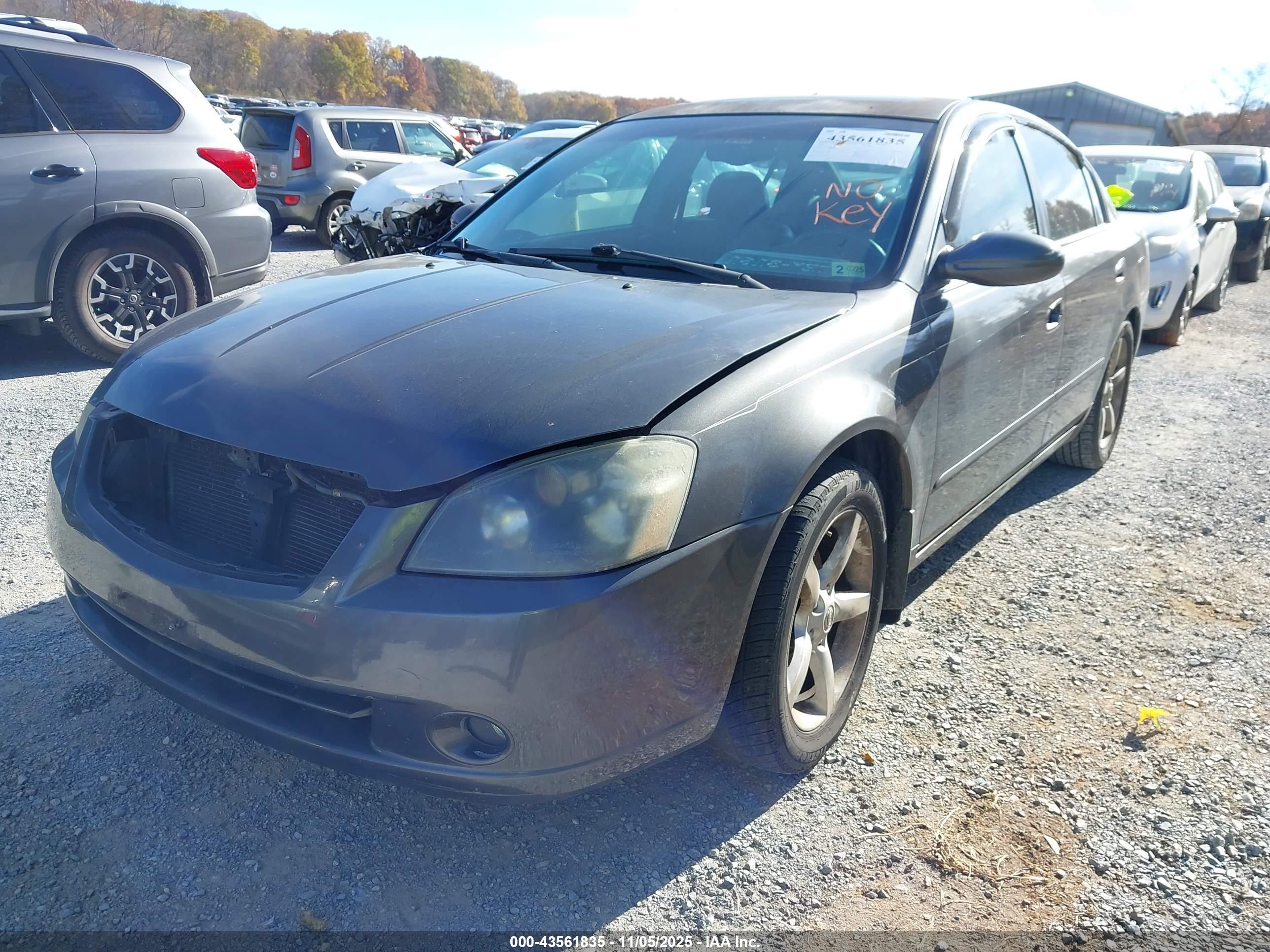 NISSAN ALTIMA image 6
