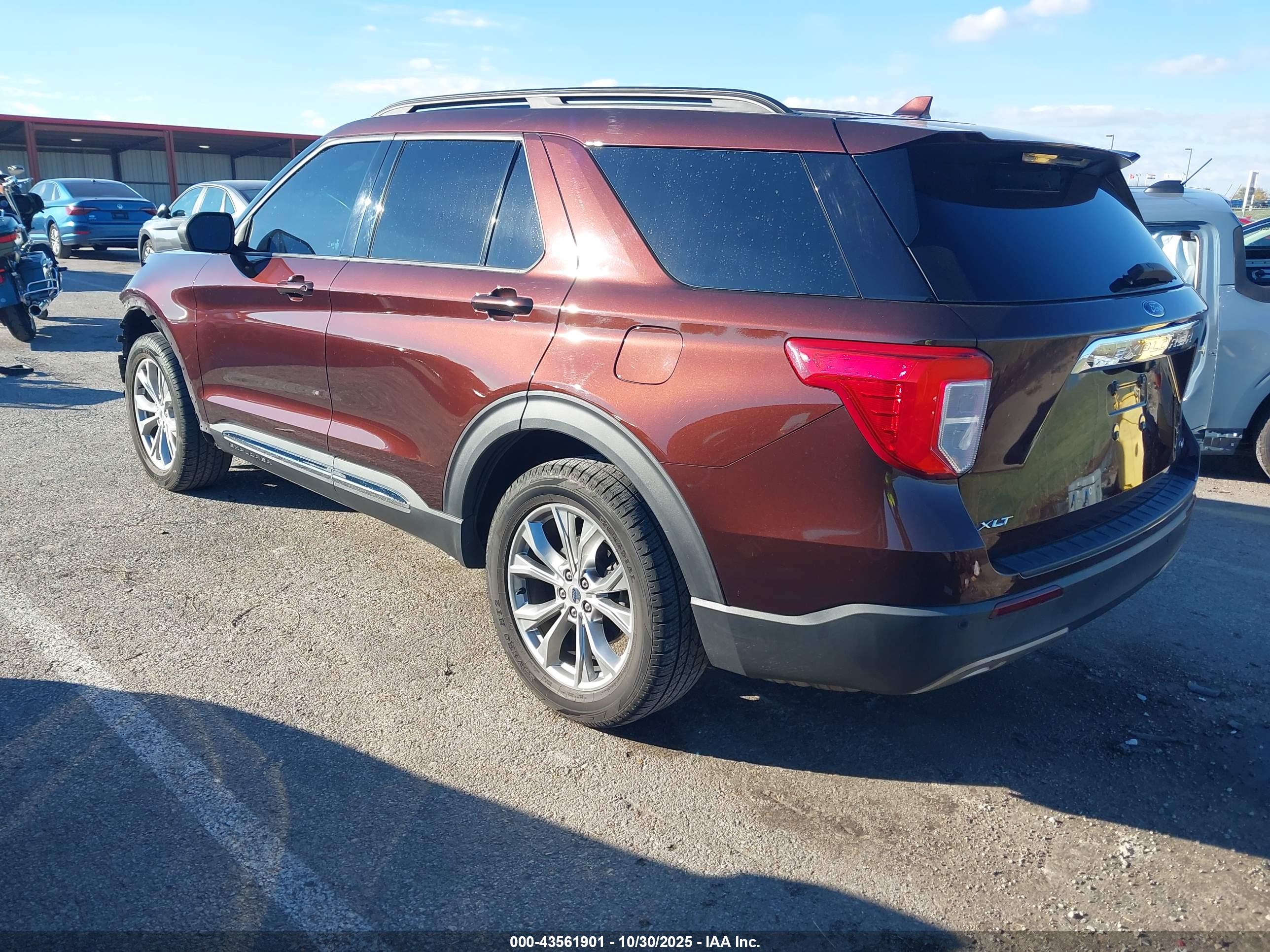 FORD EXPLORER image 3