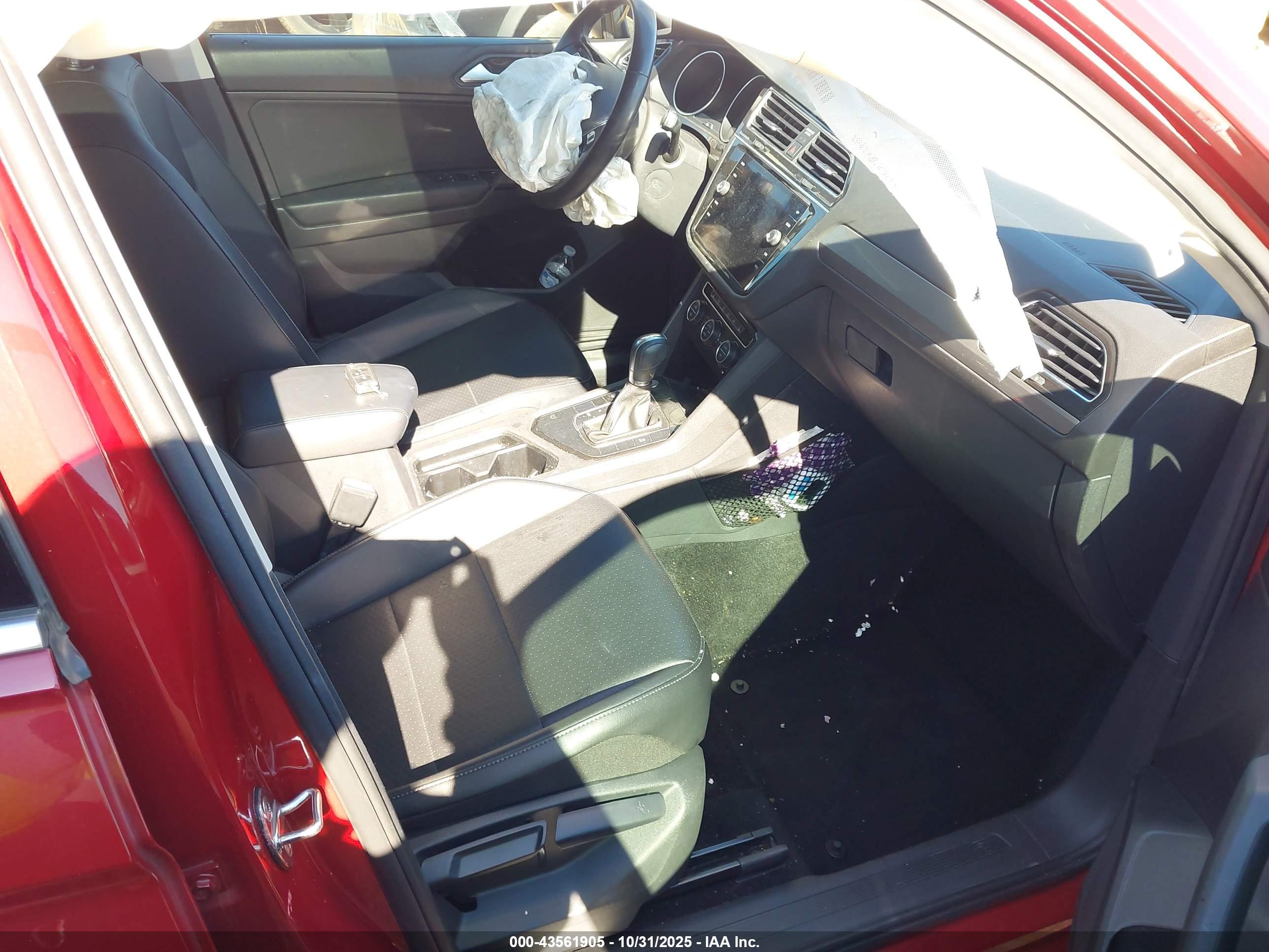 VOLKSWAGEN TIGUAN image 5