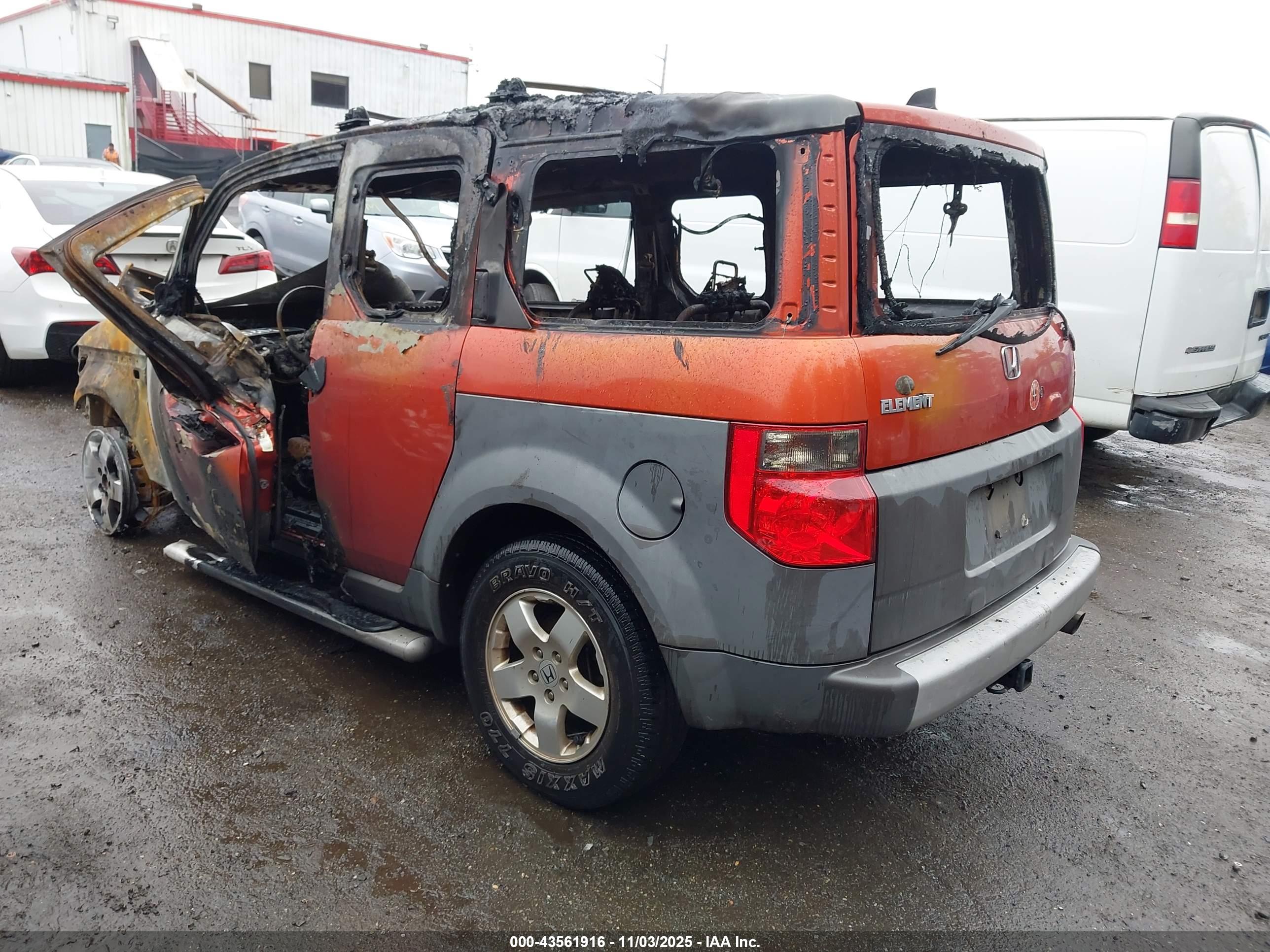 HONDA ELEMENT image 3