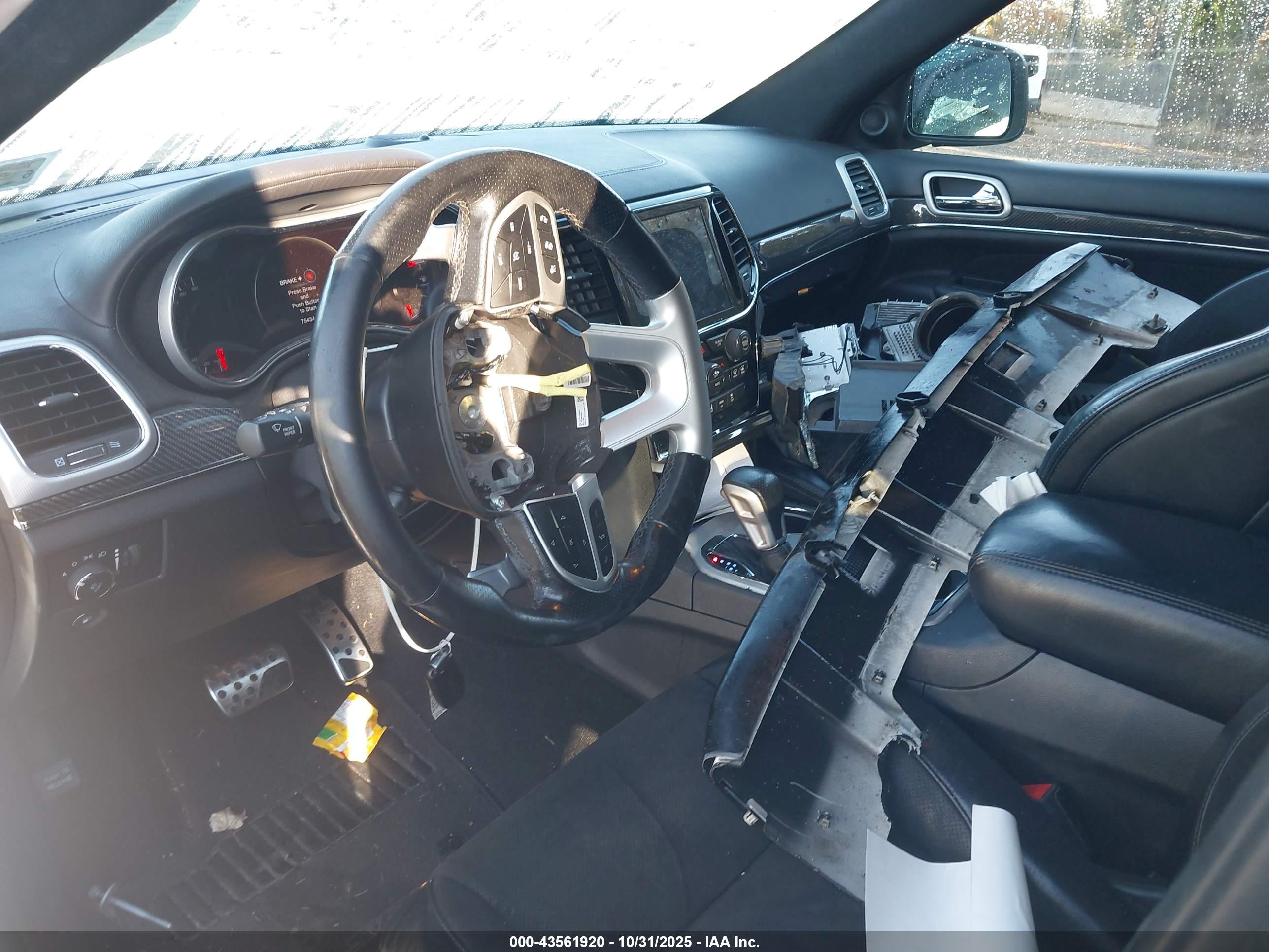 JEEP GRAND image 5