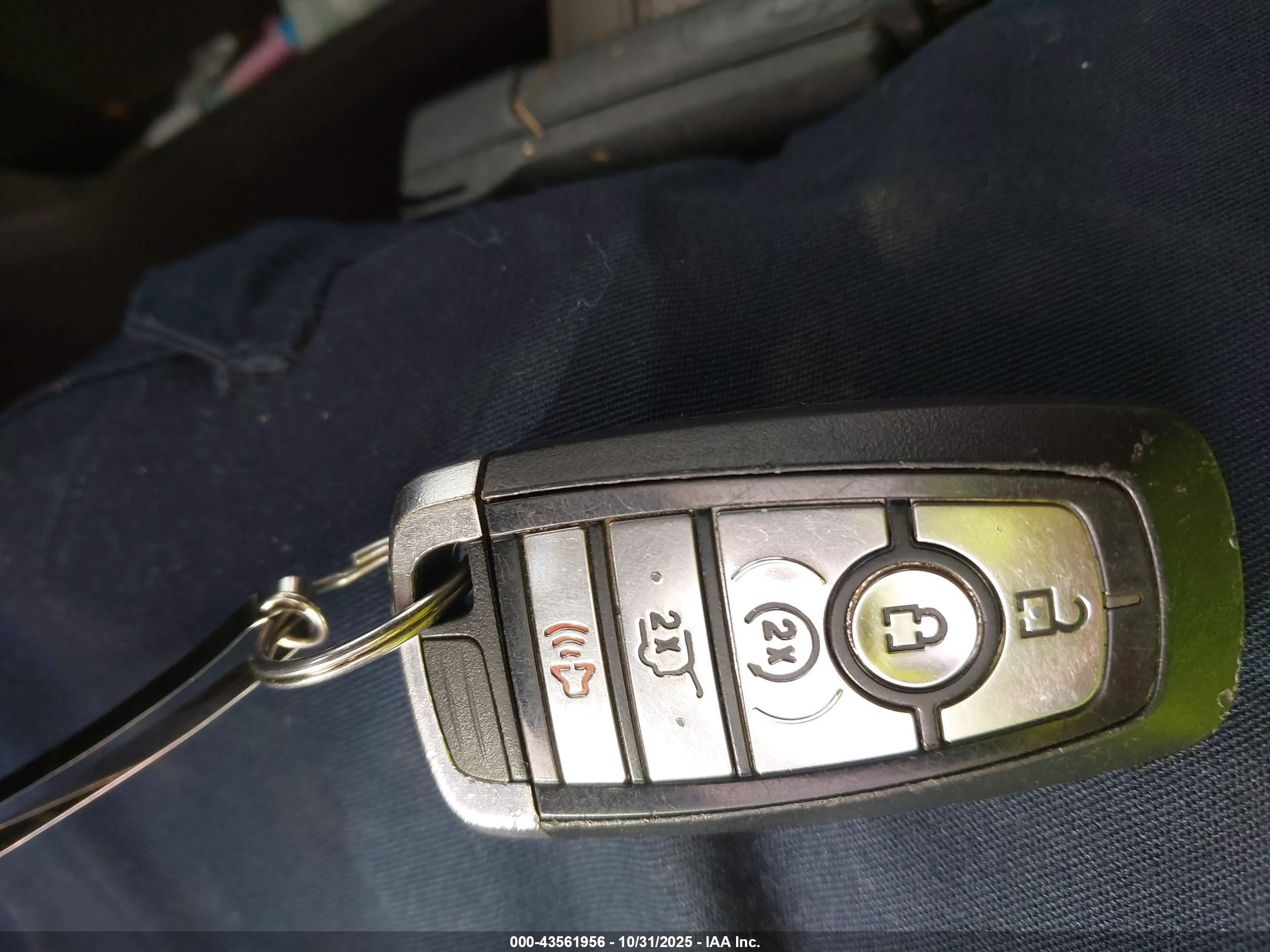 FORD EXPEDITION image 11