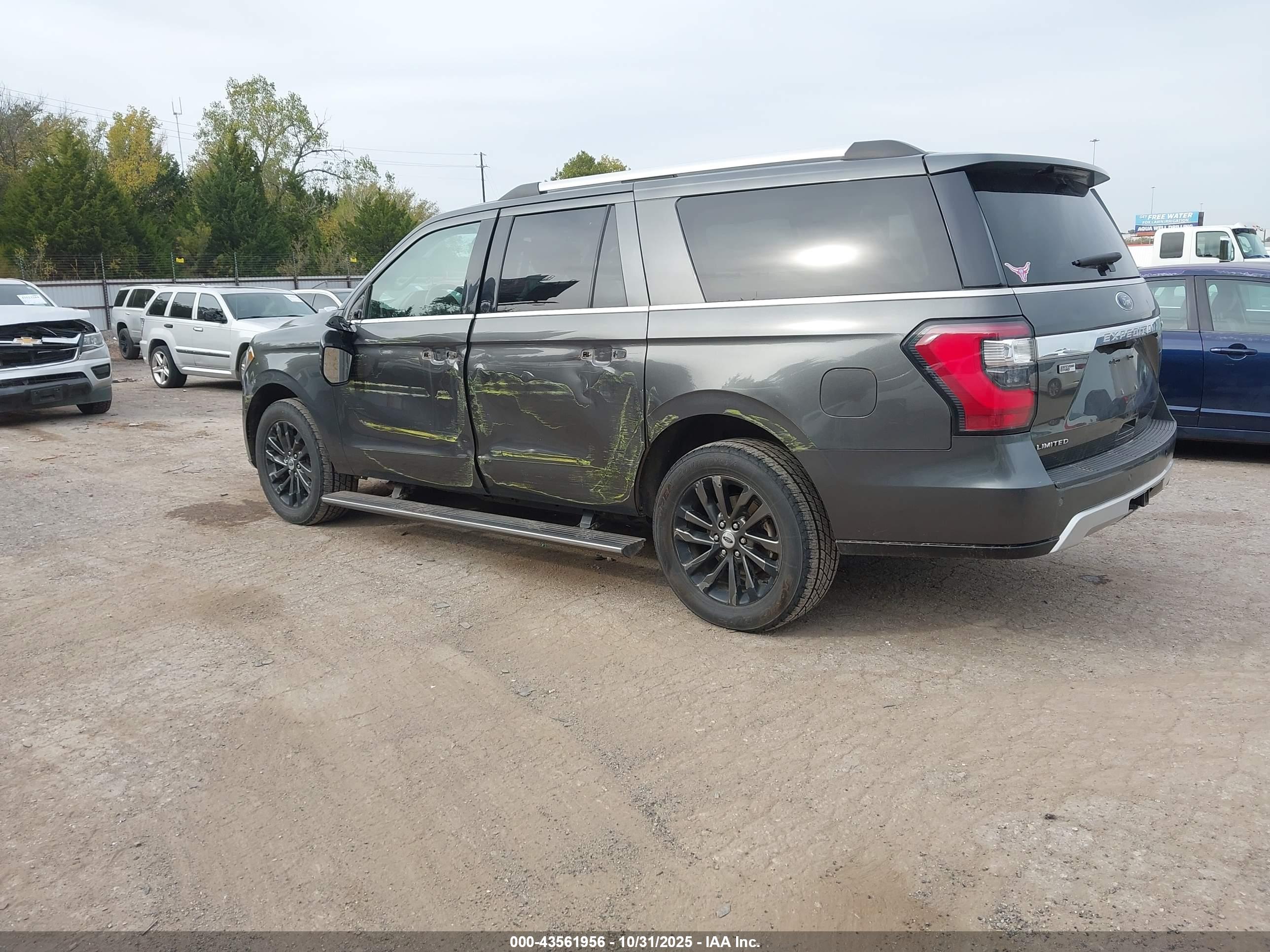 FORD EXPEDITION image 3