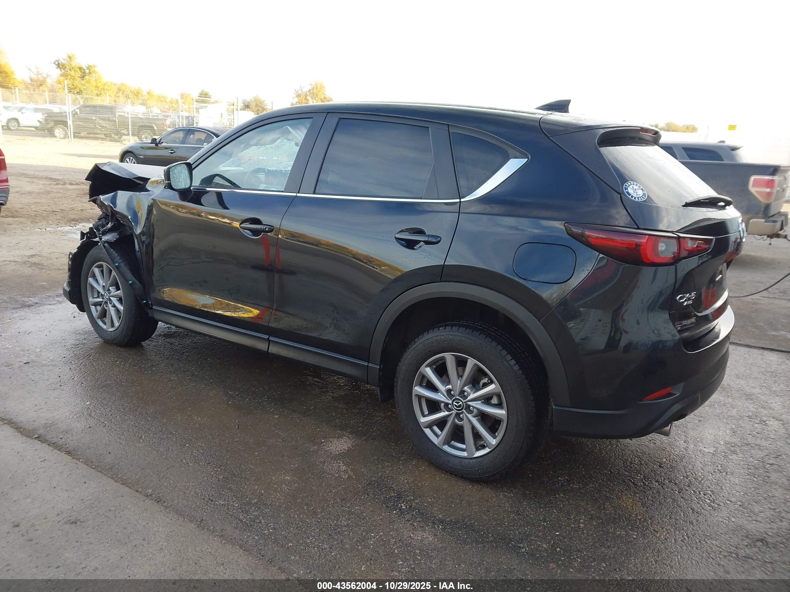 MAZDA CX-5 image 3