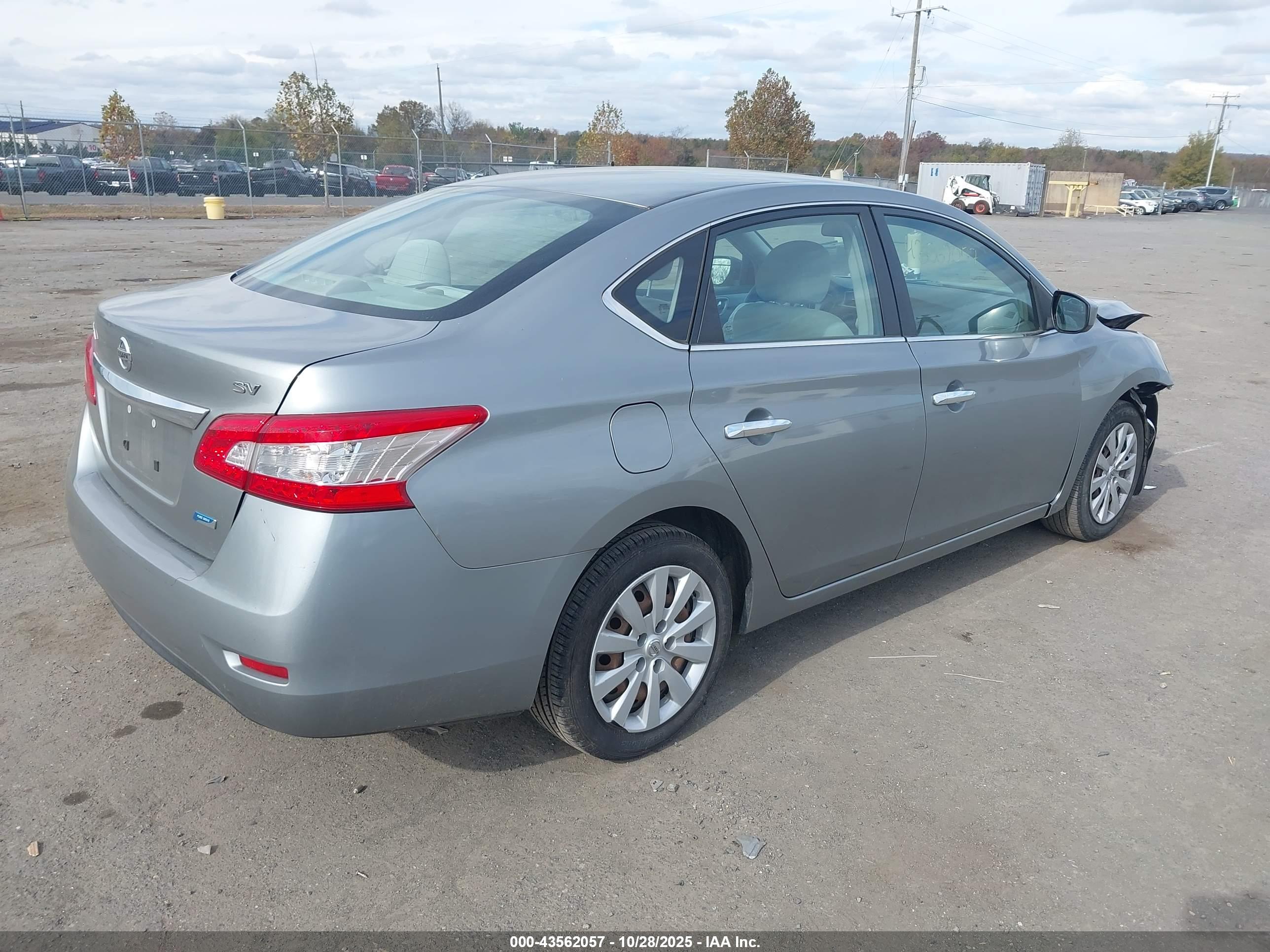 NISSAN SENTRA image 4