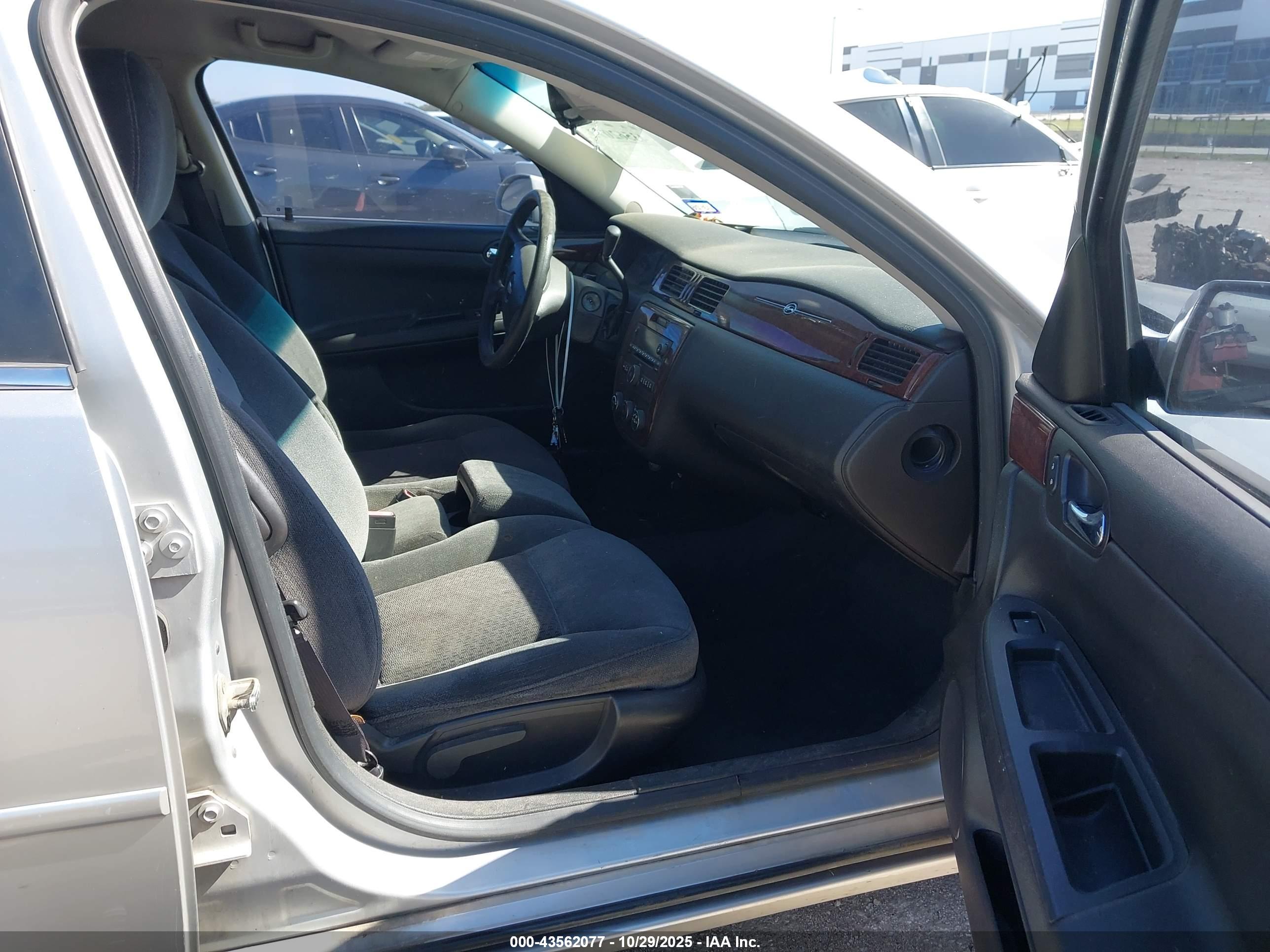 CHEVROLET IMPALA image 5