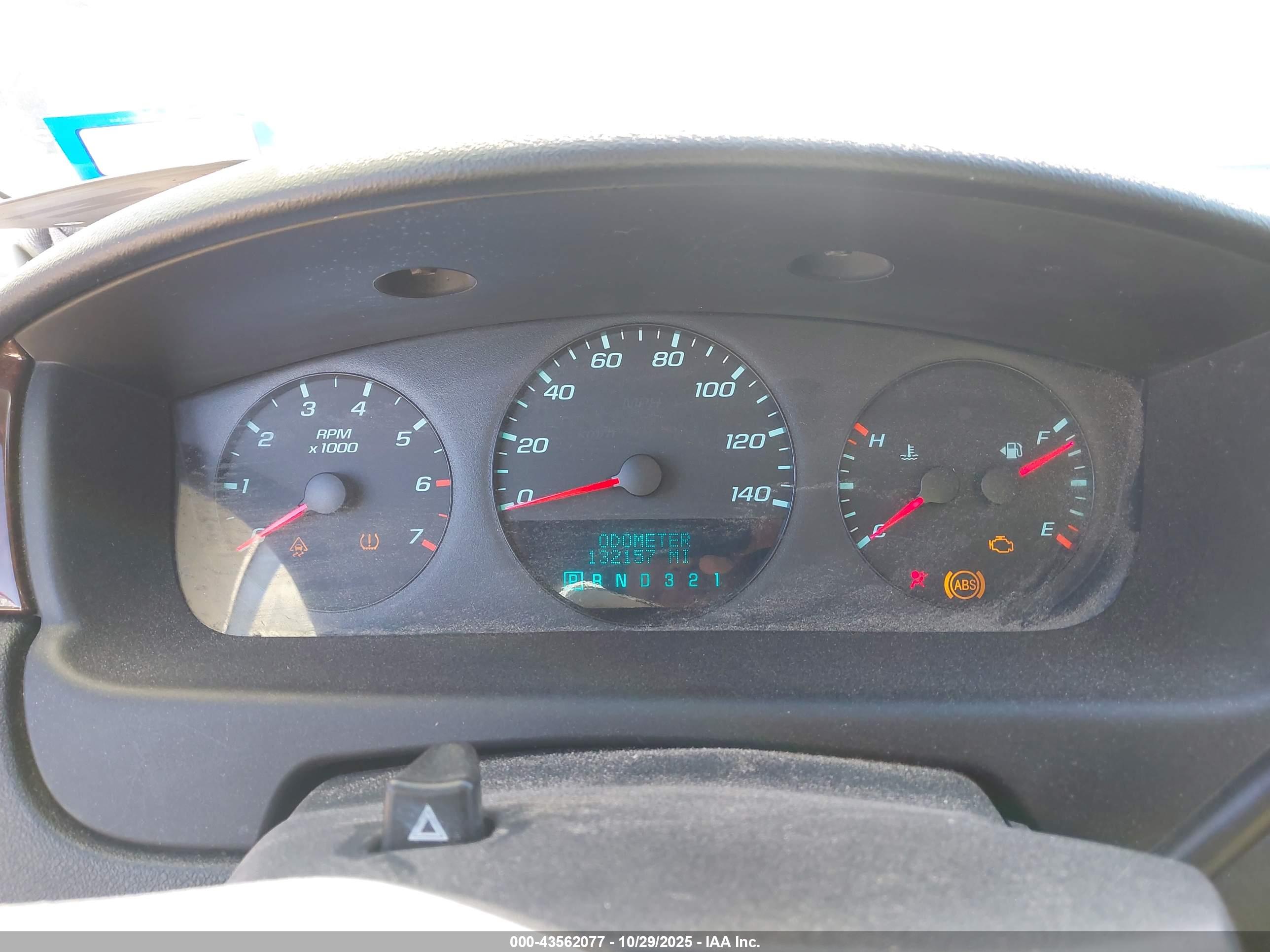 CHEVROLET IMPALA image 7