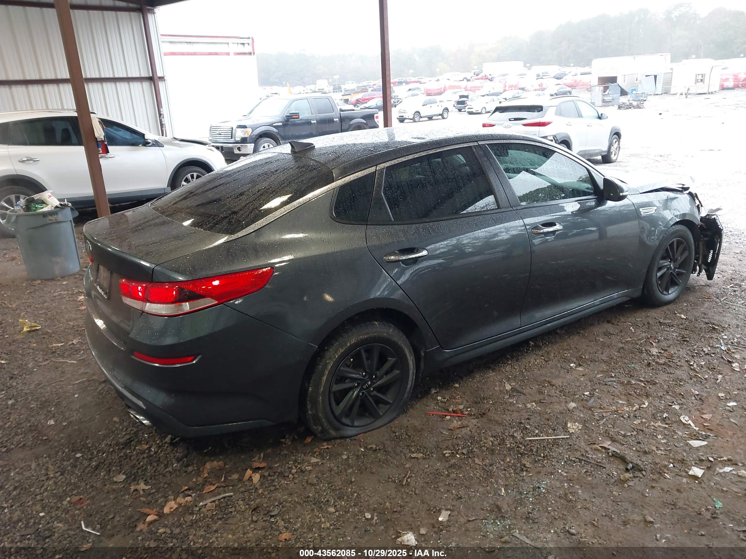 KIA OPTIMA image 4