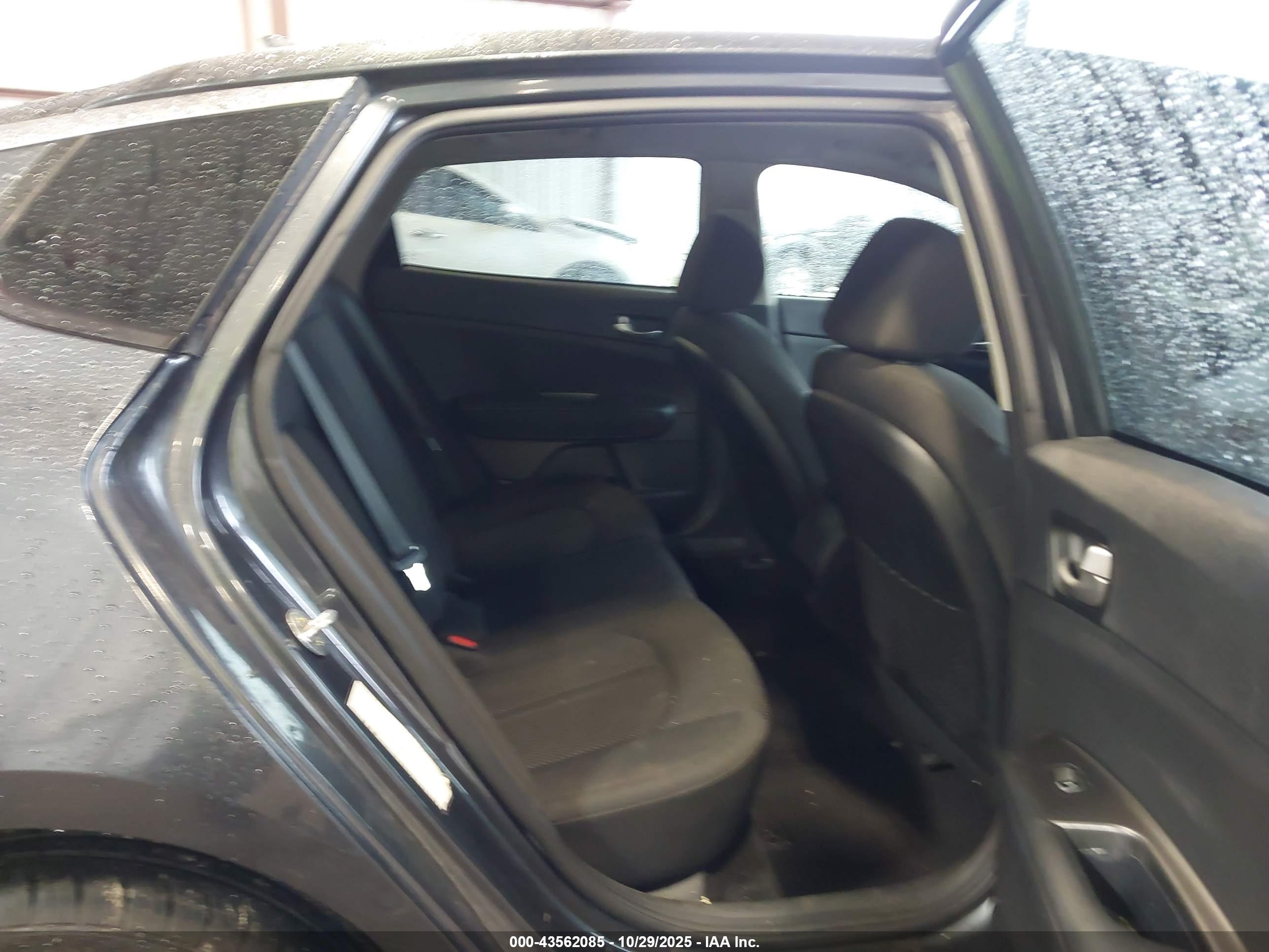 KIA OPTIMA image 8