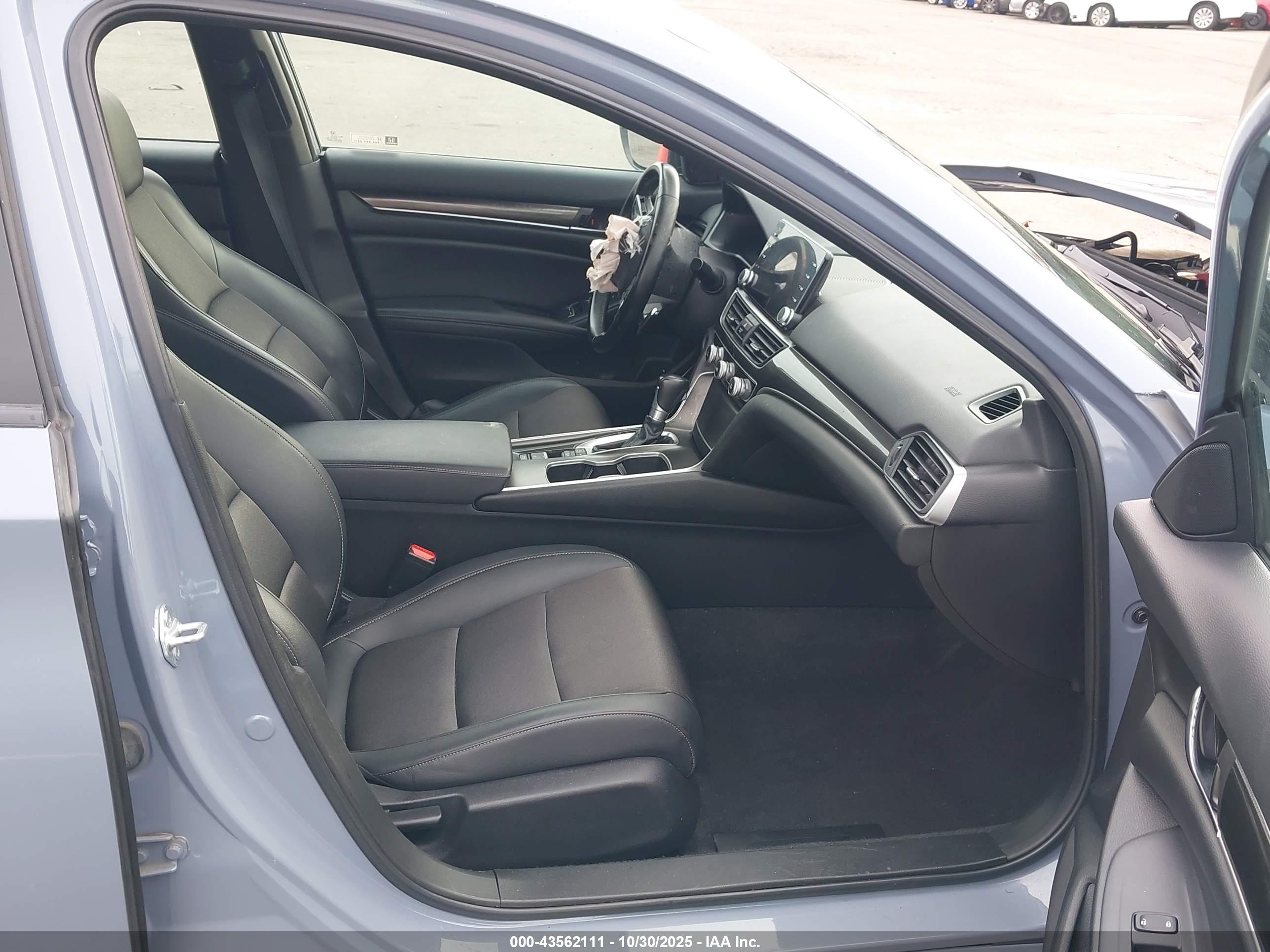 HONDA ACCORD image 5