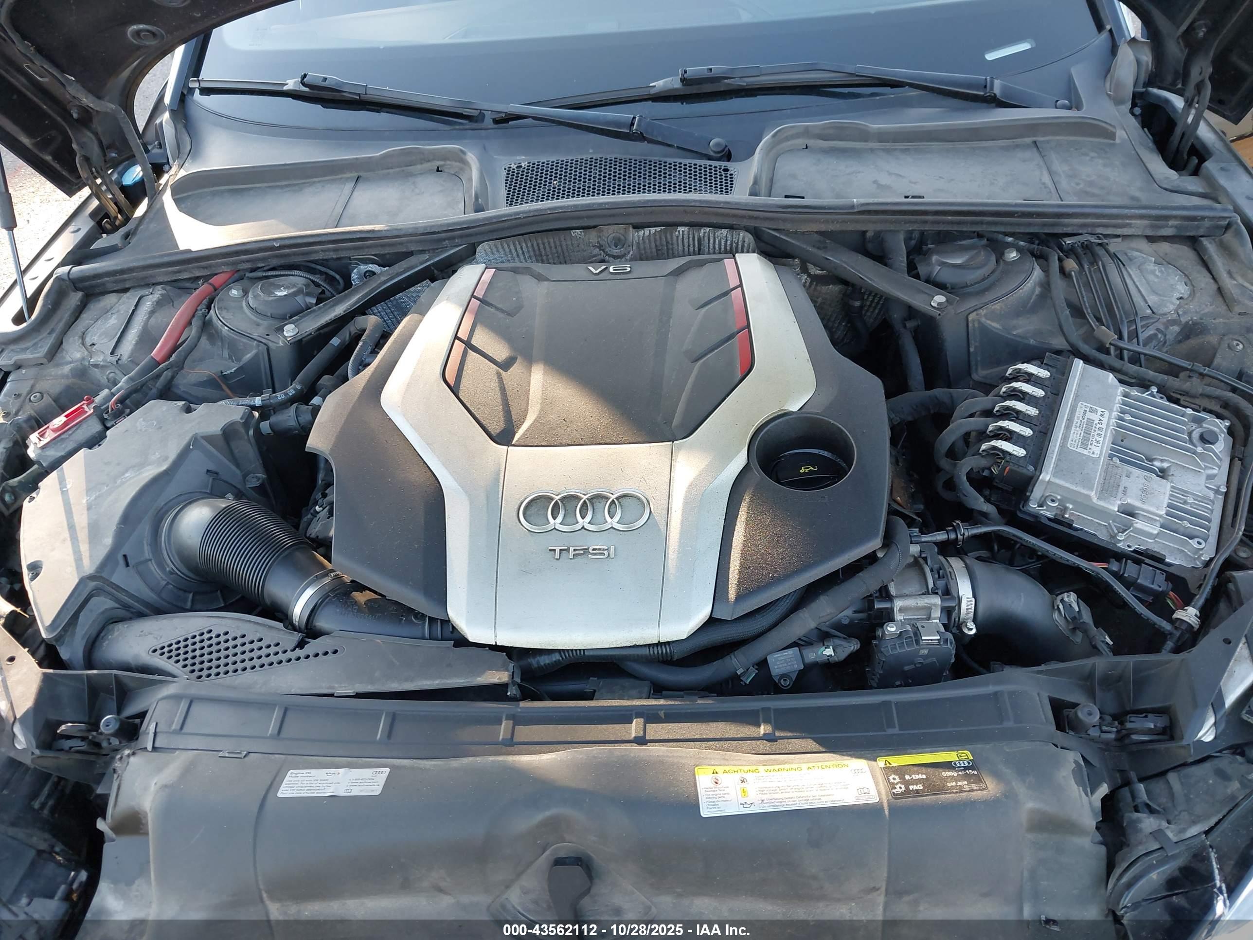 AUDI S5 image 10